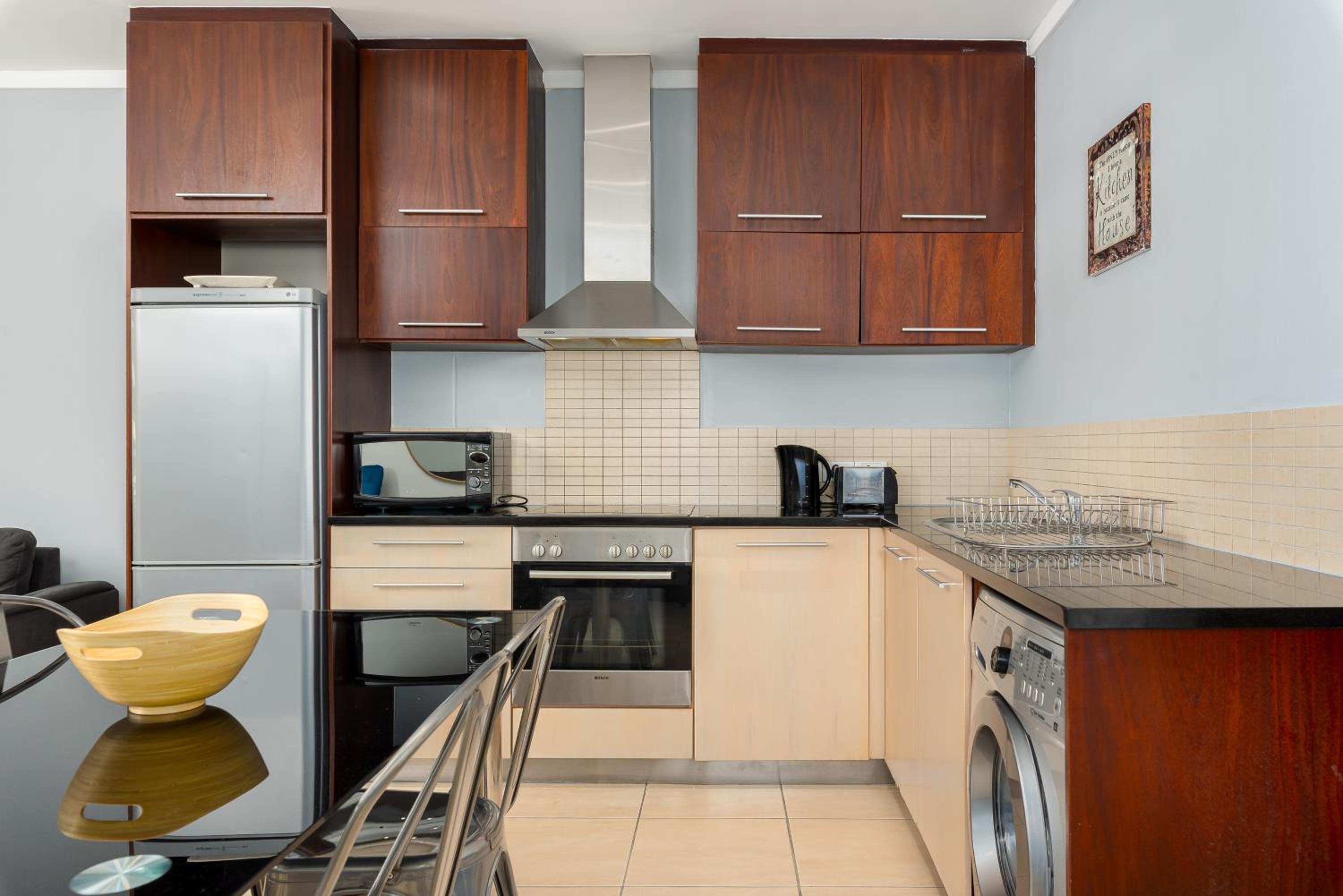 Icon Apartments