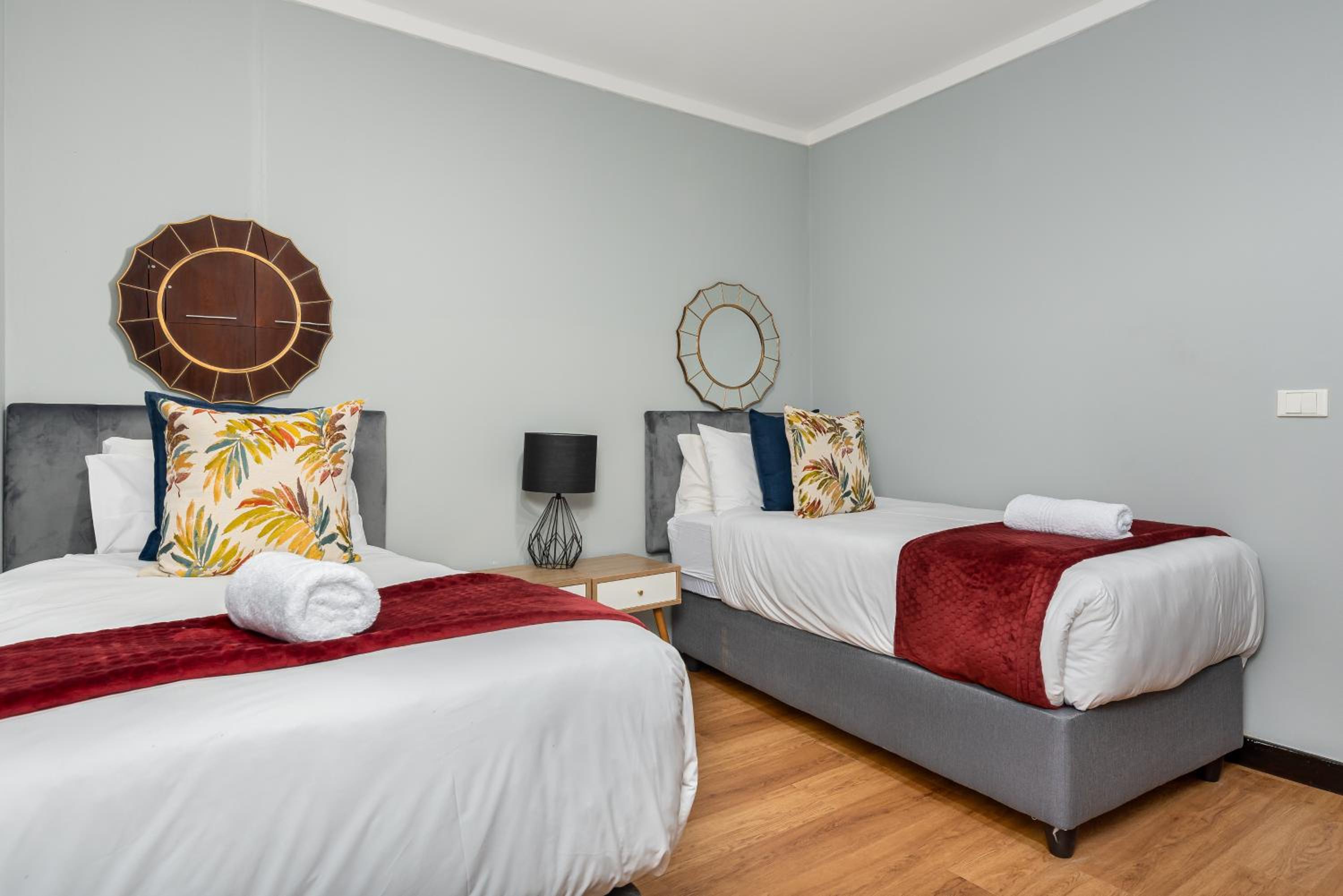 Icon Apartments