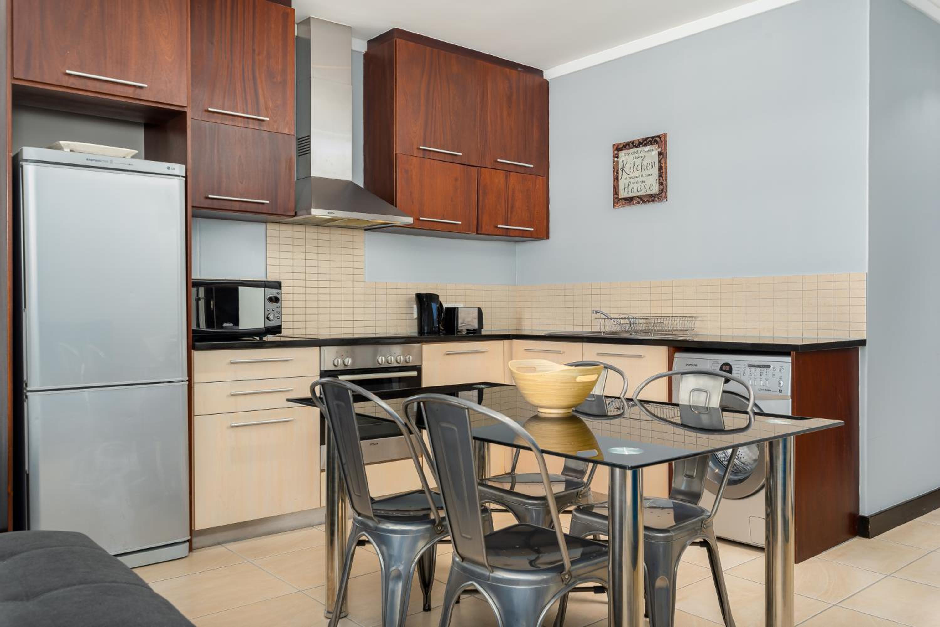 Icon Apartments