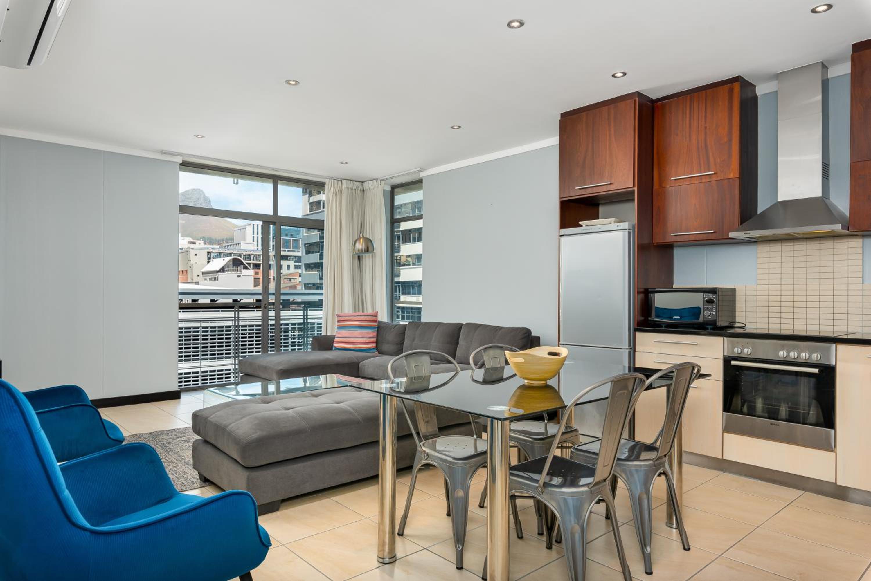 Icon Apartments