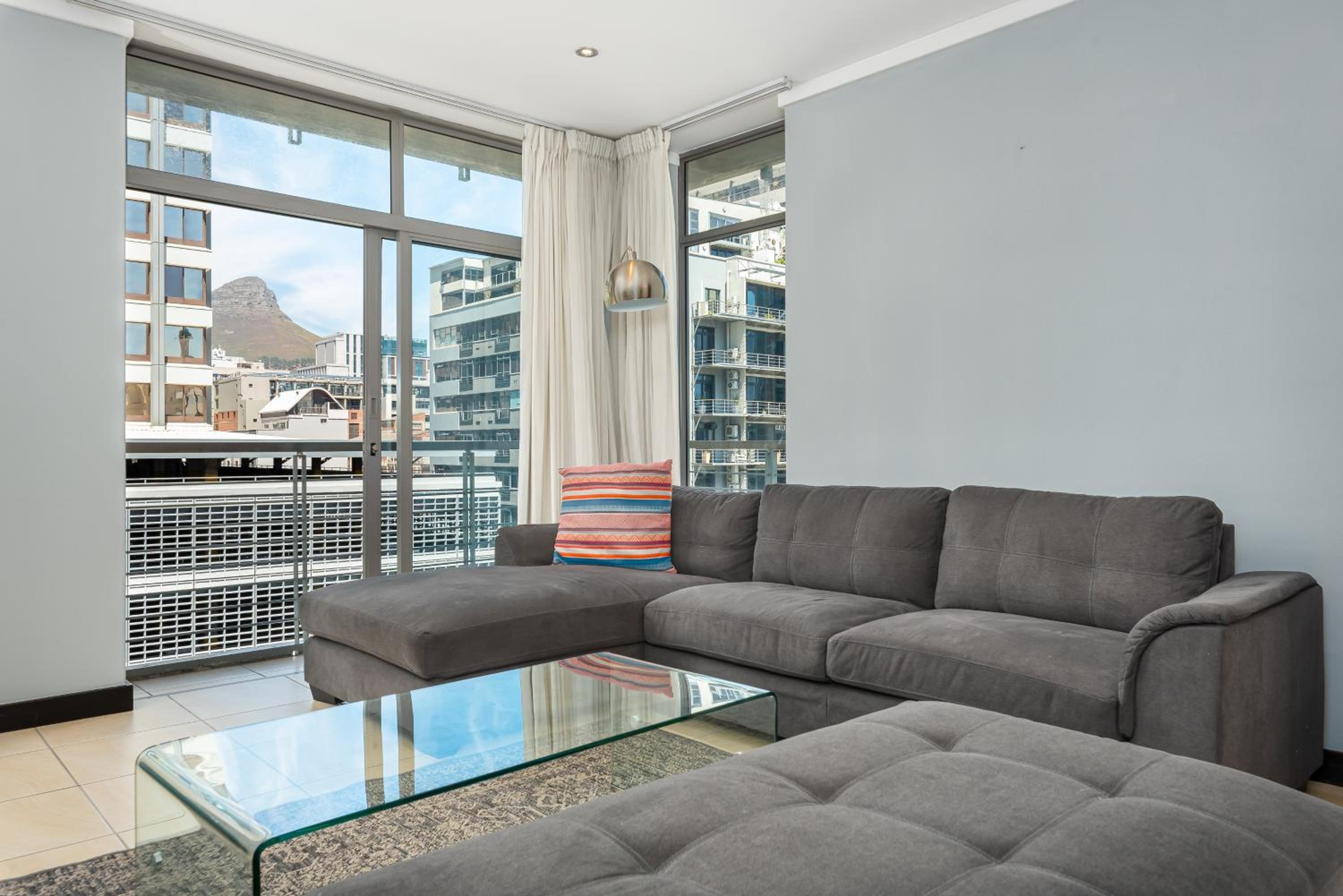 Icon Apartments