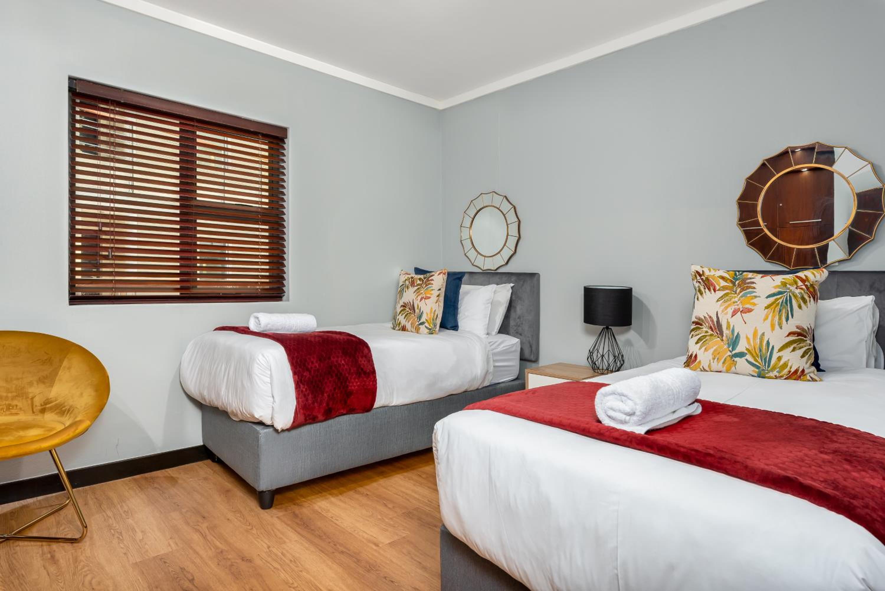 Icon Apartments