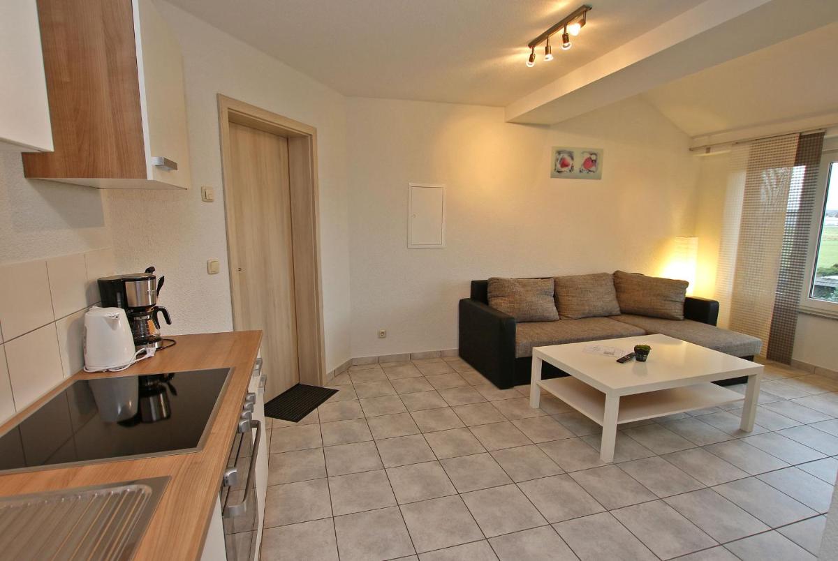 Ferienwohnung Neuendorf VORP 2422