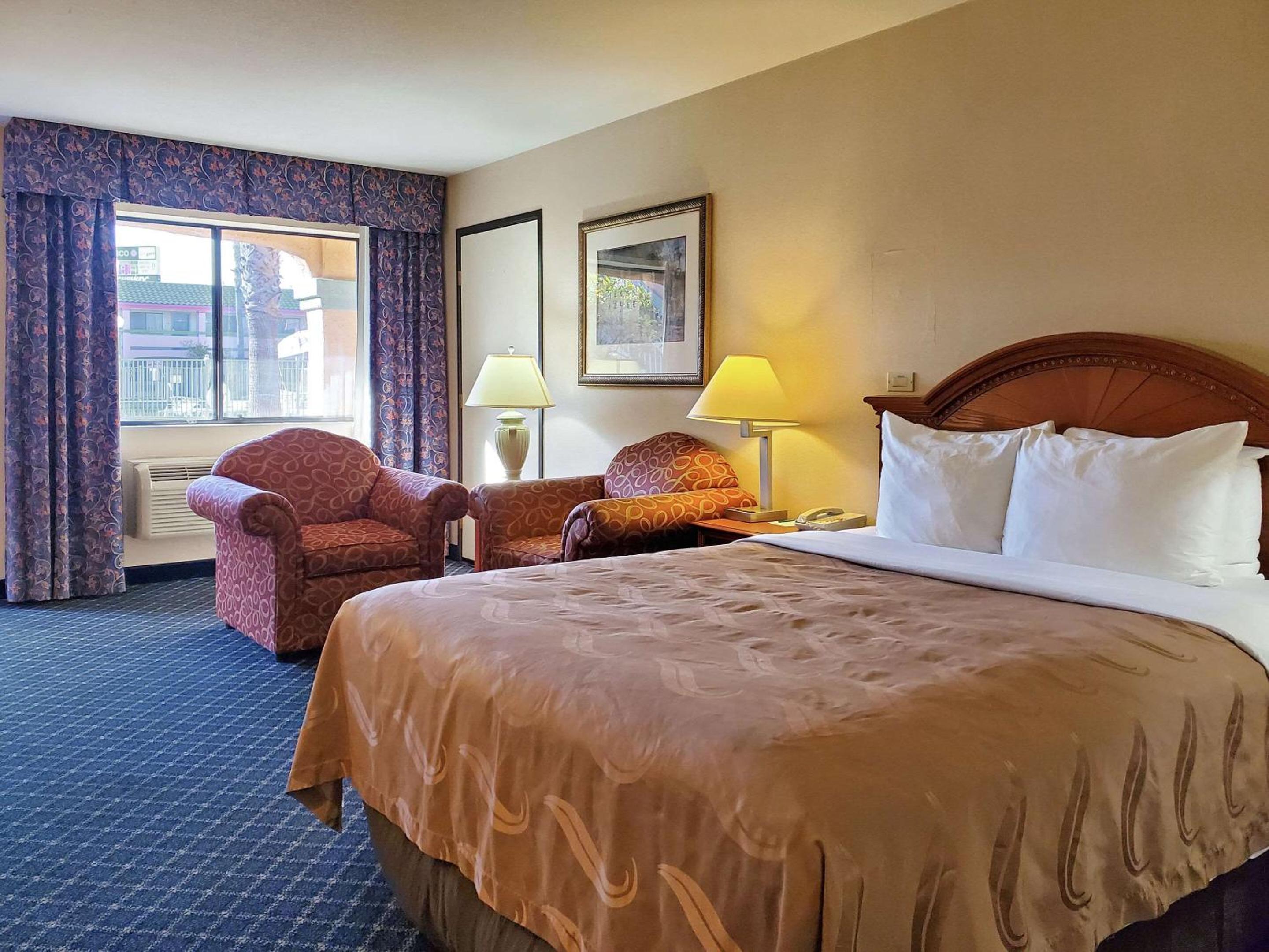 Los Banos Vacations - Quality Inn Santa Nella on I-5 - Property Image 4