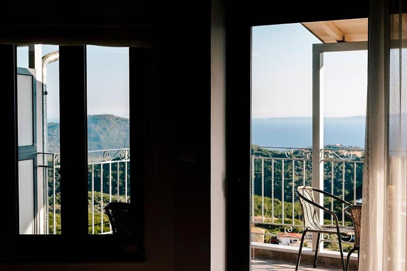 Villa "Mons & Mare" view 3