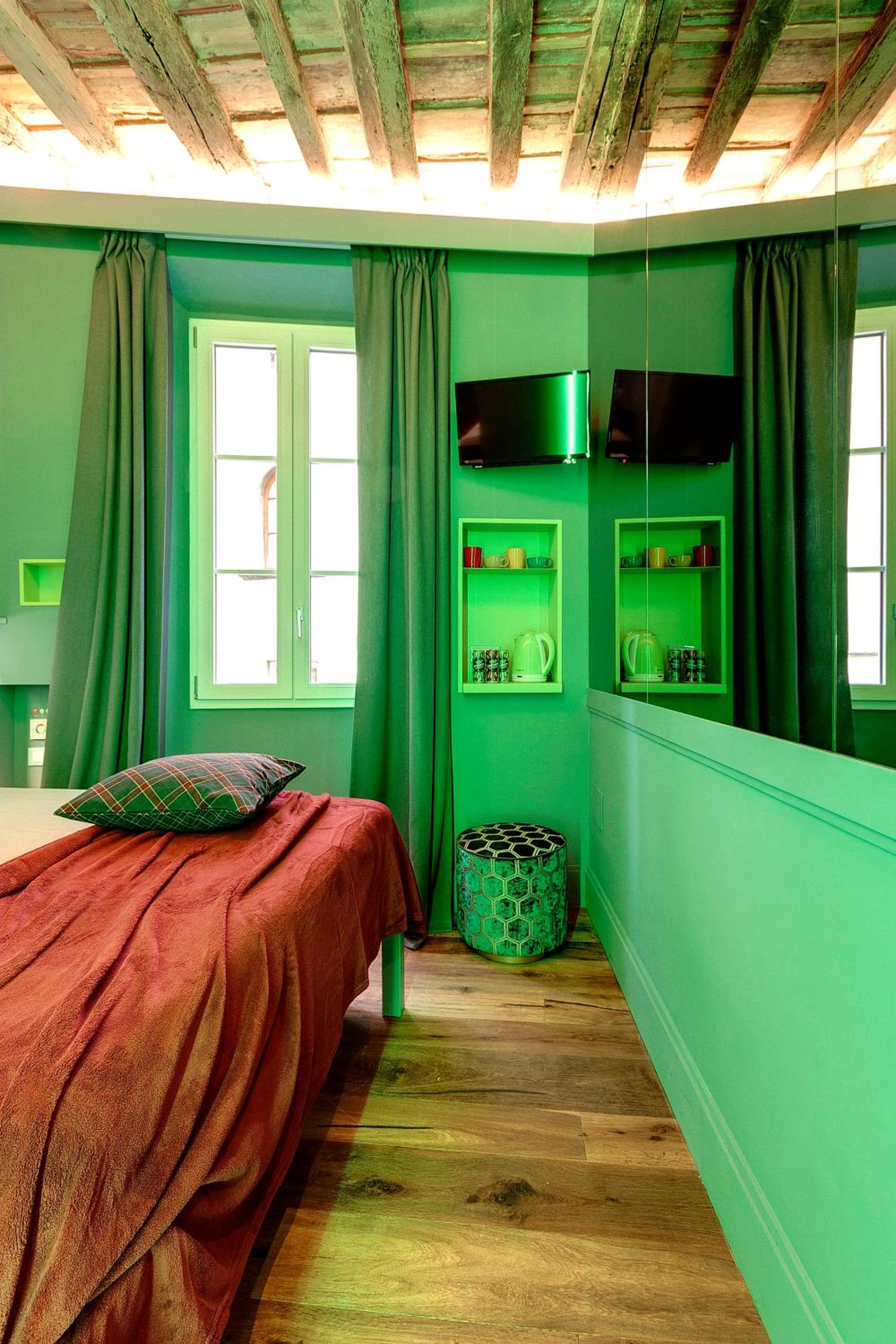 hotel room