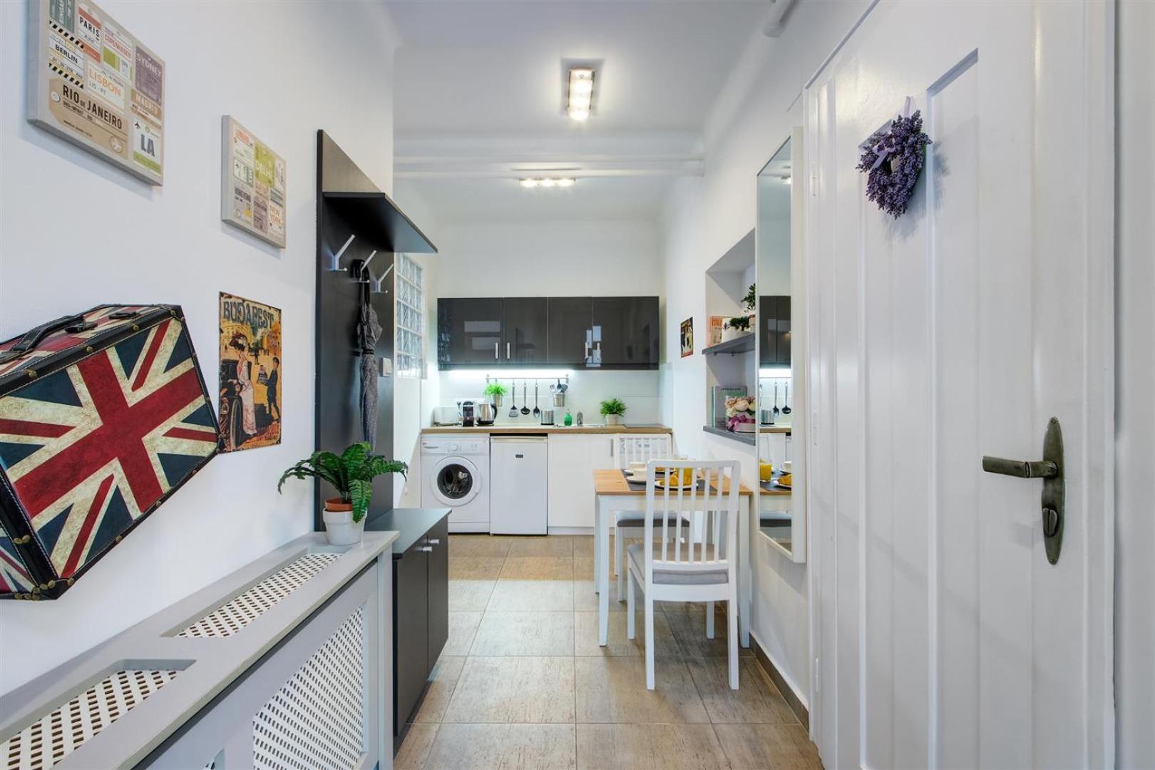 Premium Studio Szervita Square