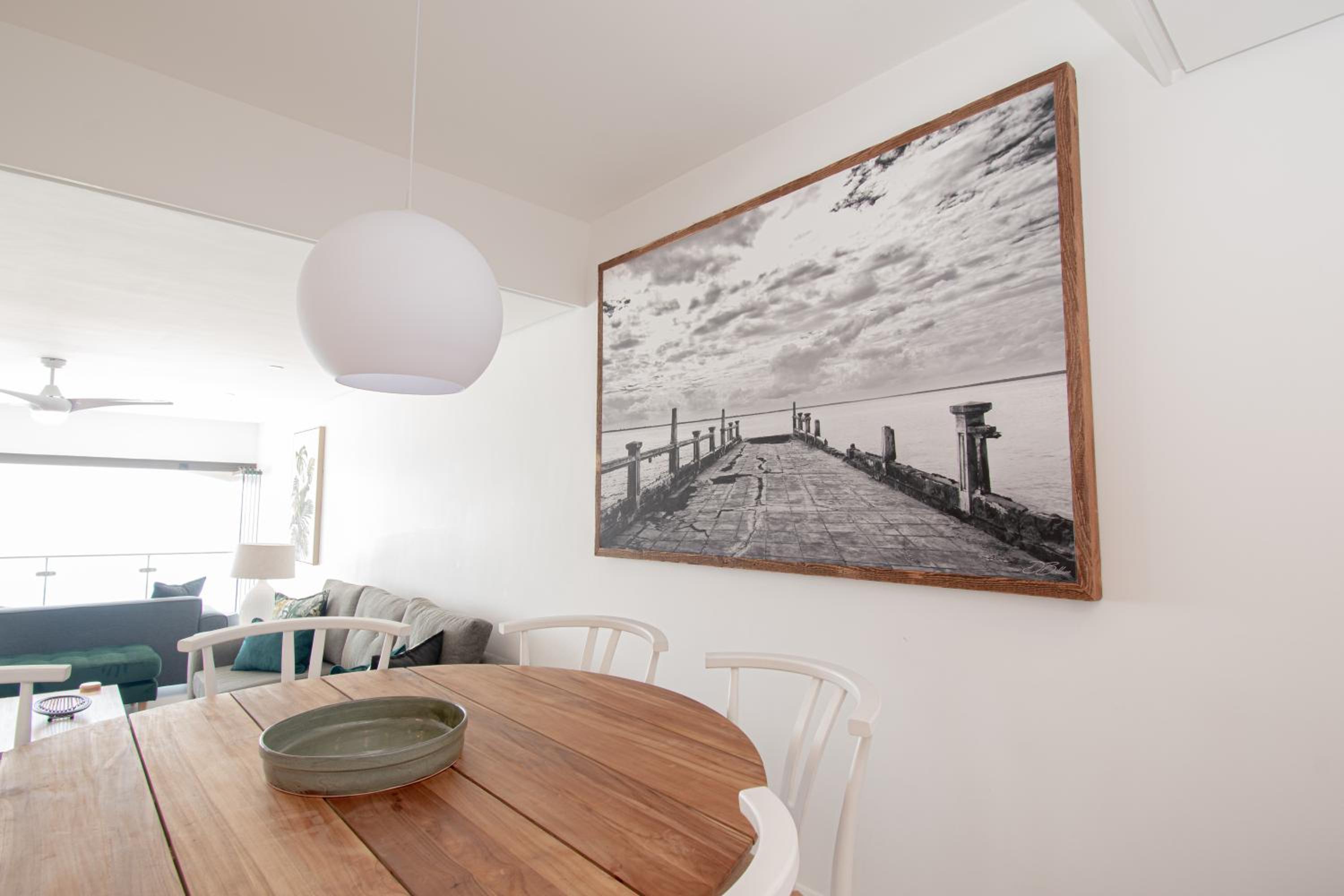 1002 Bermudas - by Stay in Umhlanga