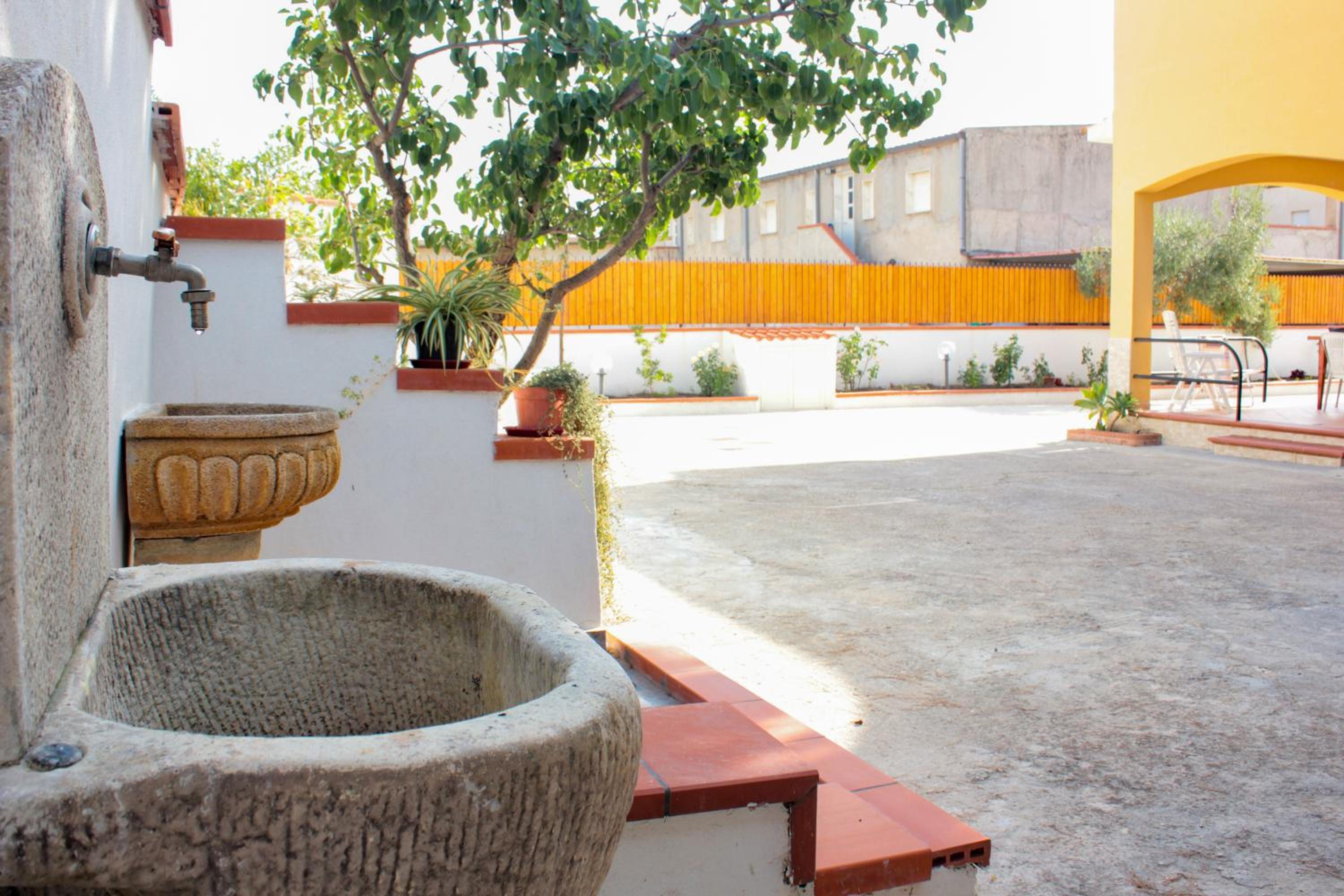 Photo 43