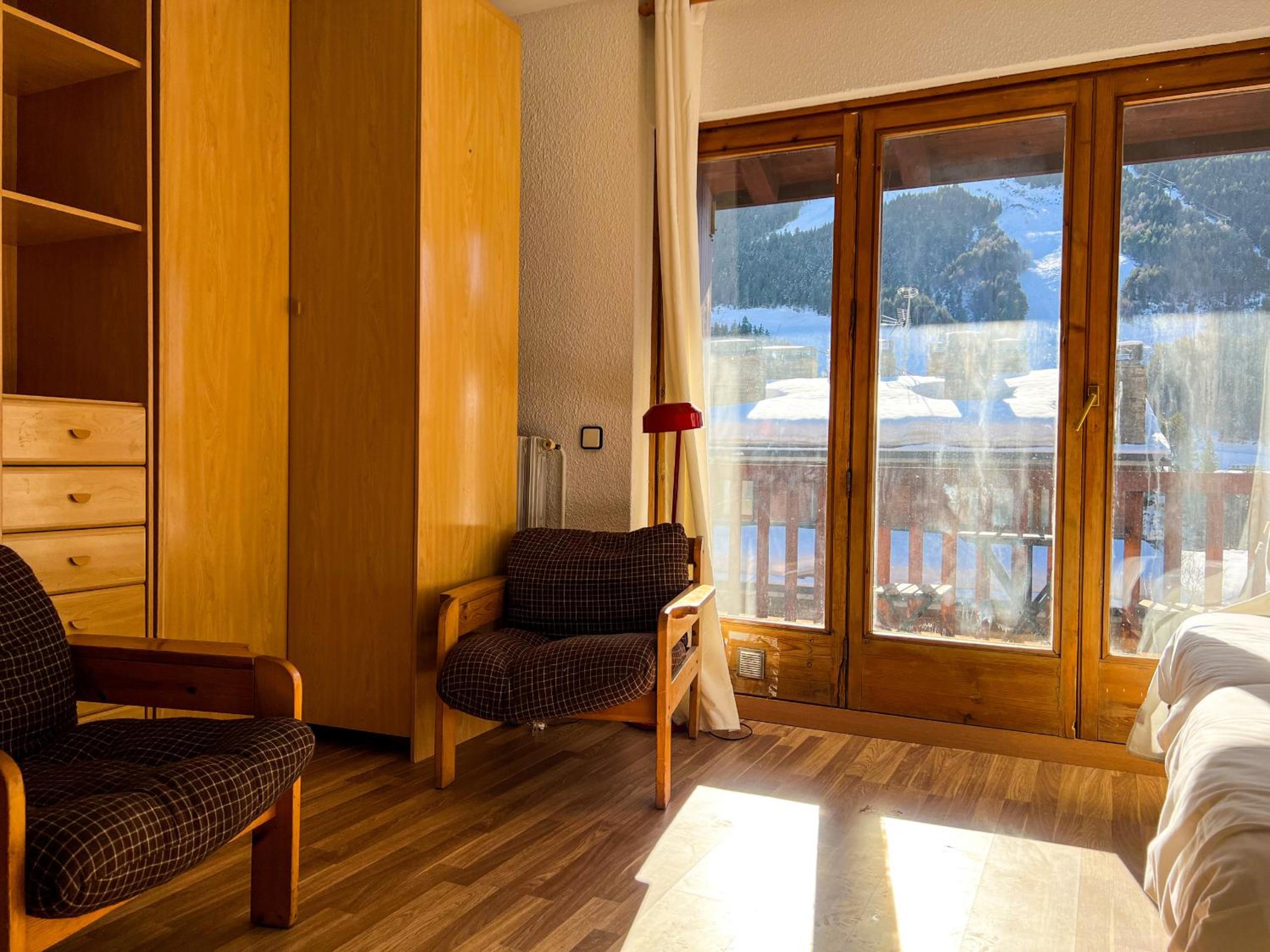 Barthe Holidays I Estudio rústico en El Tarter 2PAX I Luminoso, economico y con vistas a la X de Grandvalira I Querol