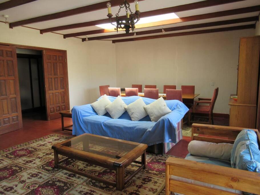 Casa tranquila y central con piscina en Olmué