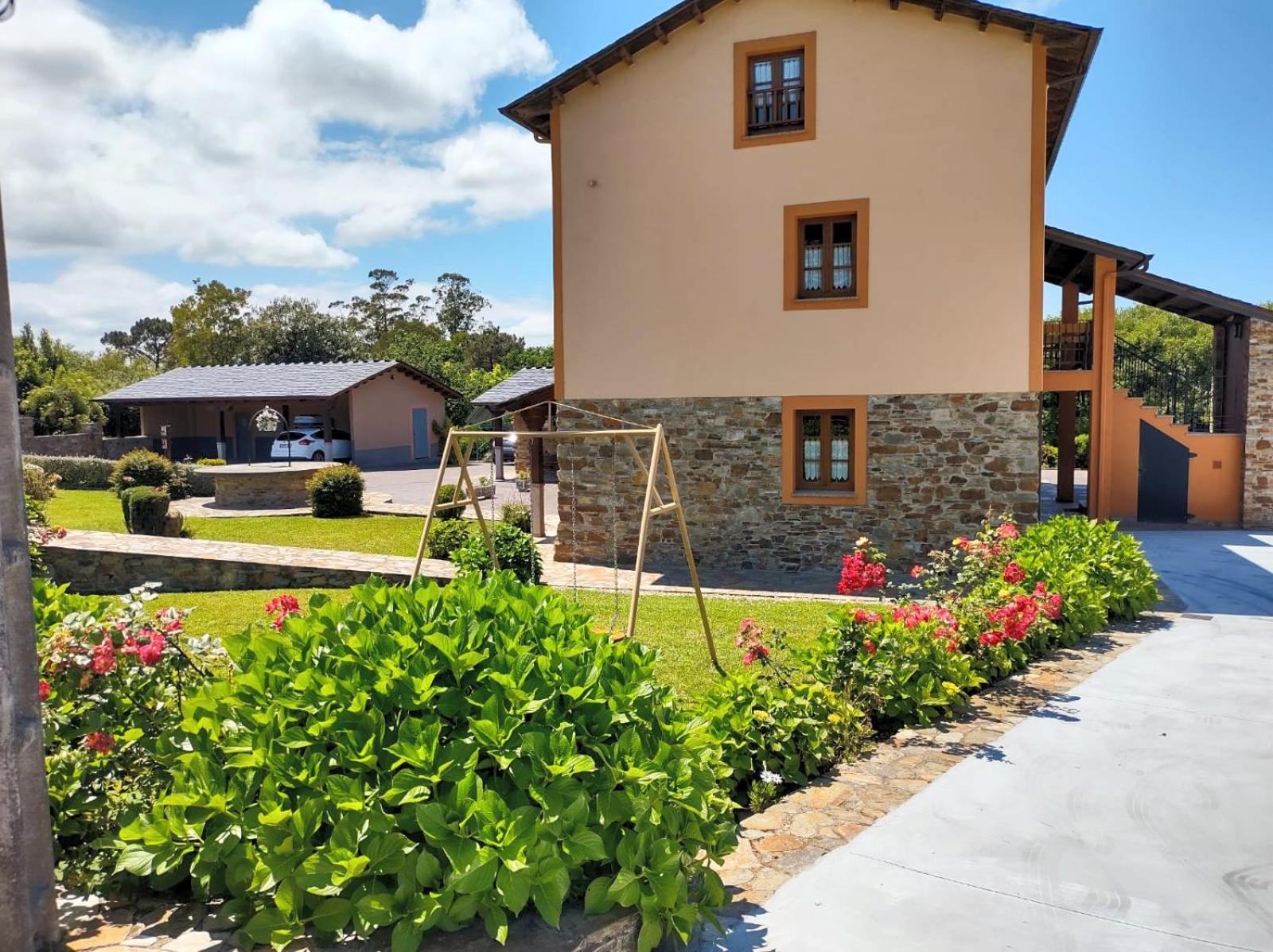 Apartamentos Navalin