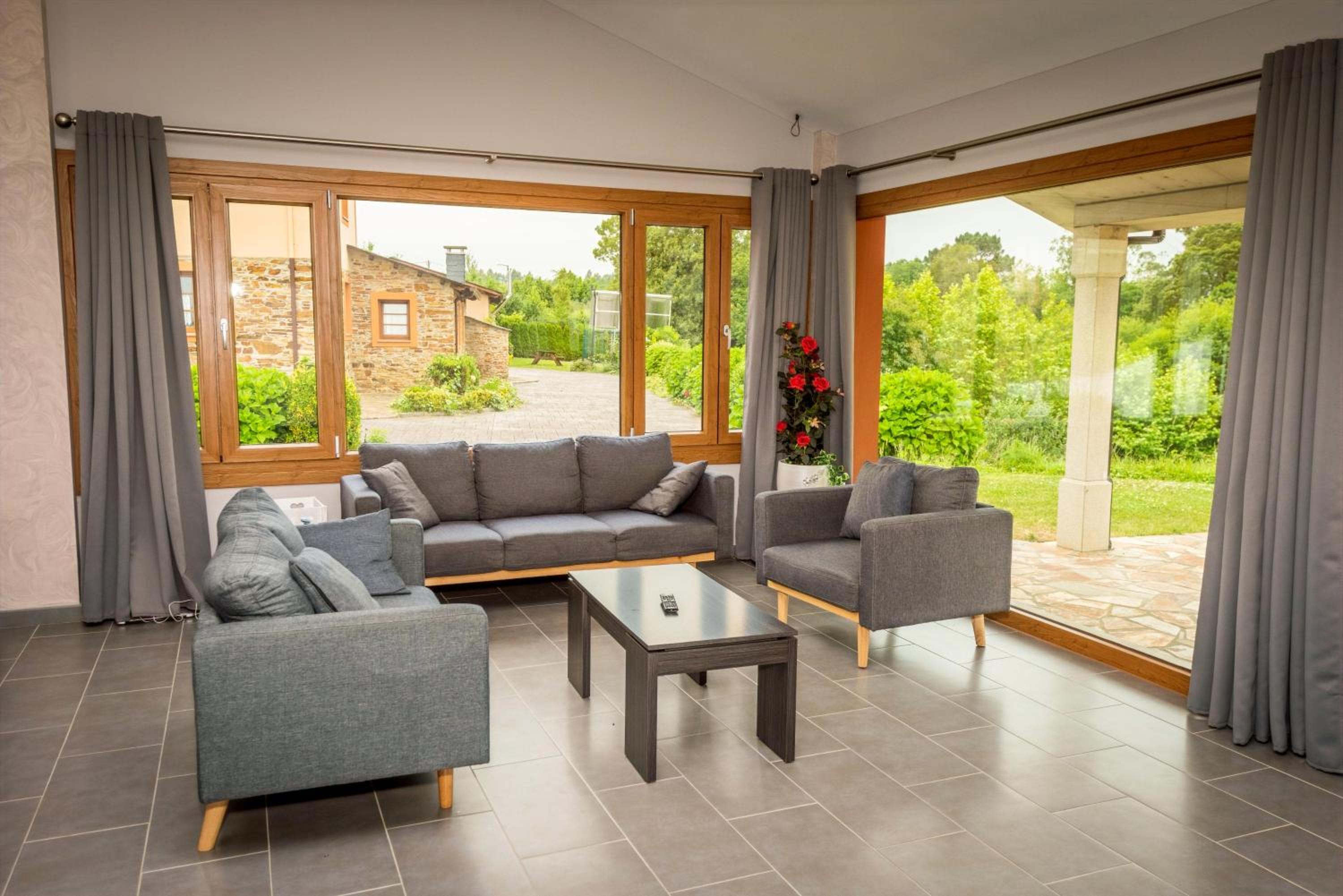 Apartamentos Navalin
