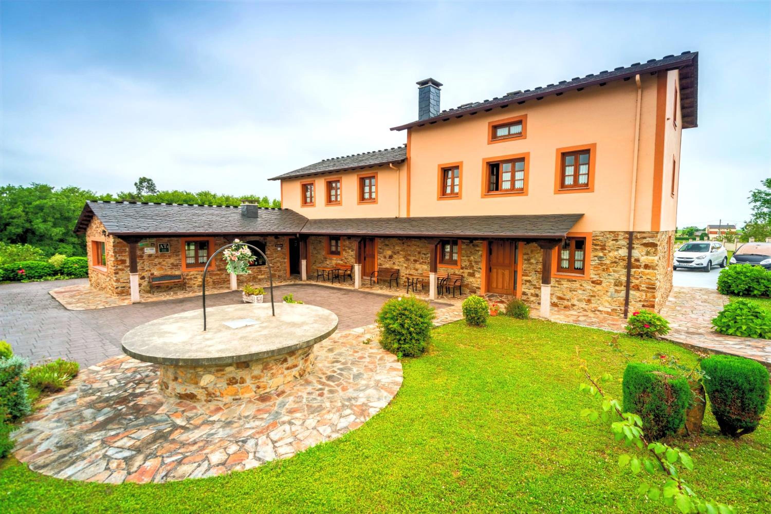 Apartamentos Navalin