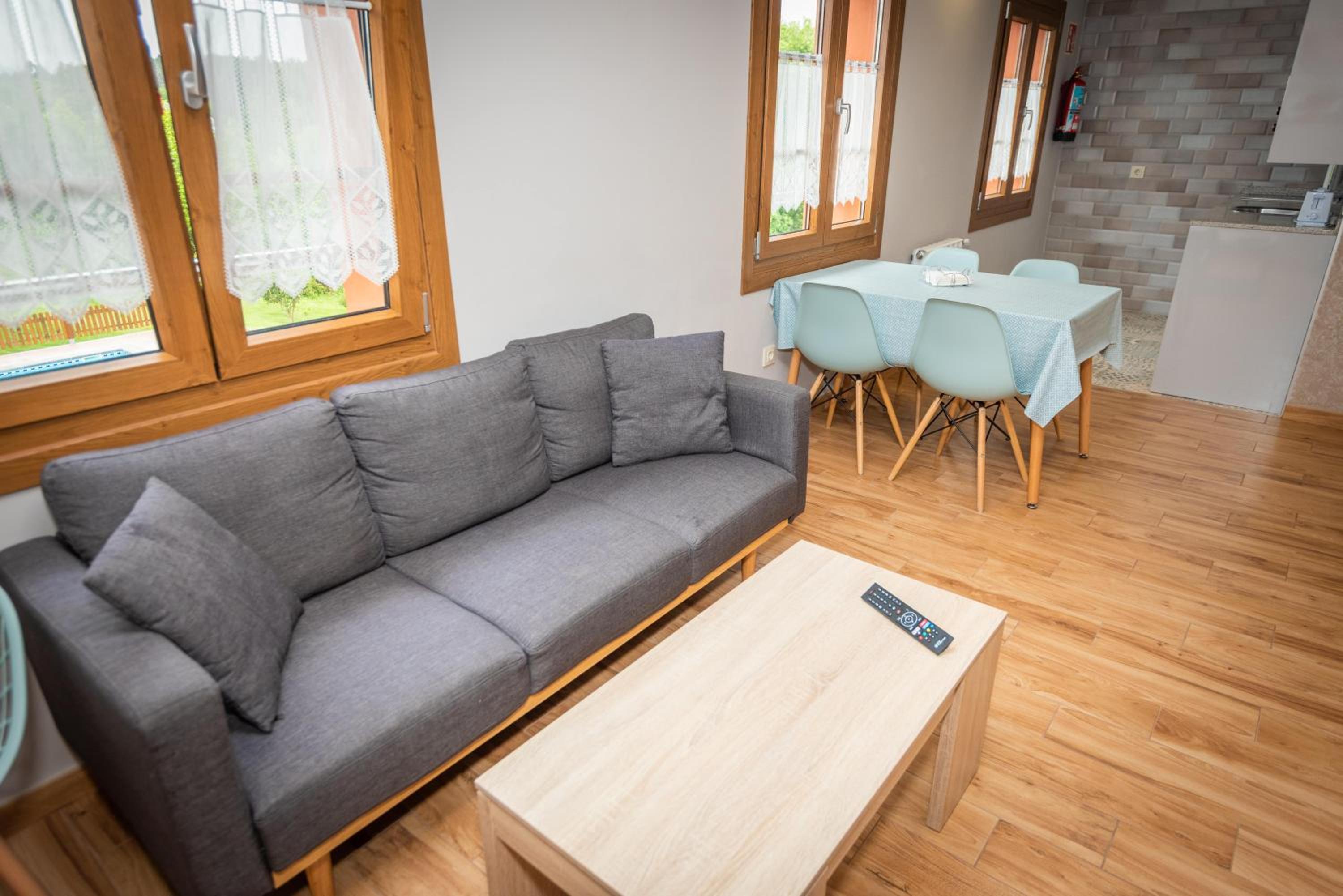 Apartamentos Navalin