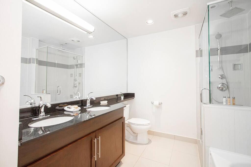 Luxurious 1Bdrm Apartment with Parking and WiFi view 3