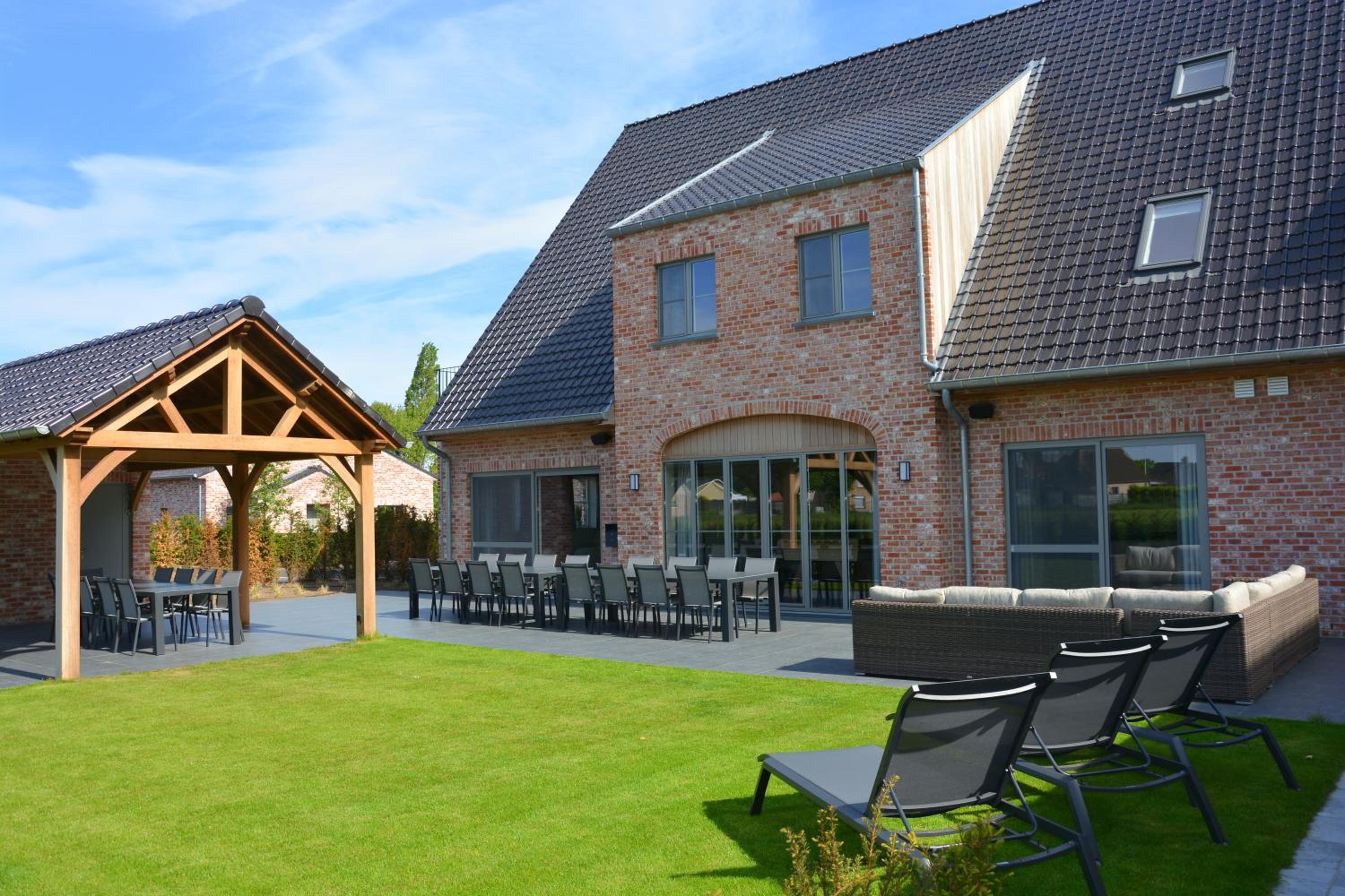 Duins Genot 5 star Holiday Homes 30p & 40p - Indoorpool & Wellness view 4