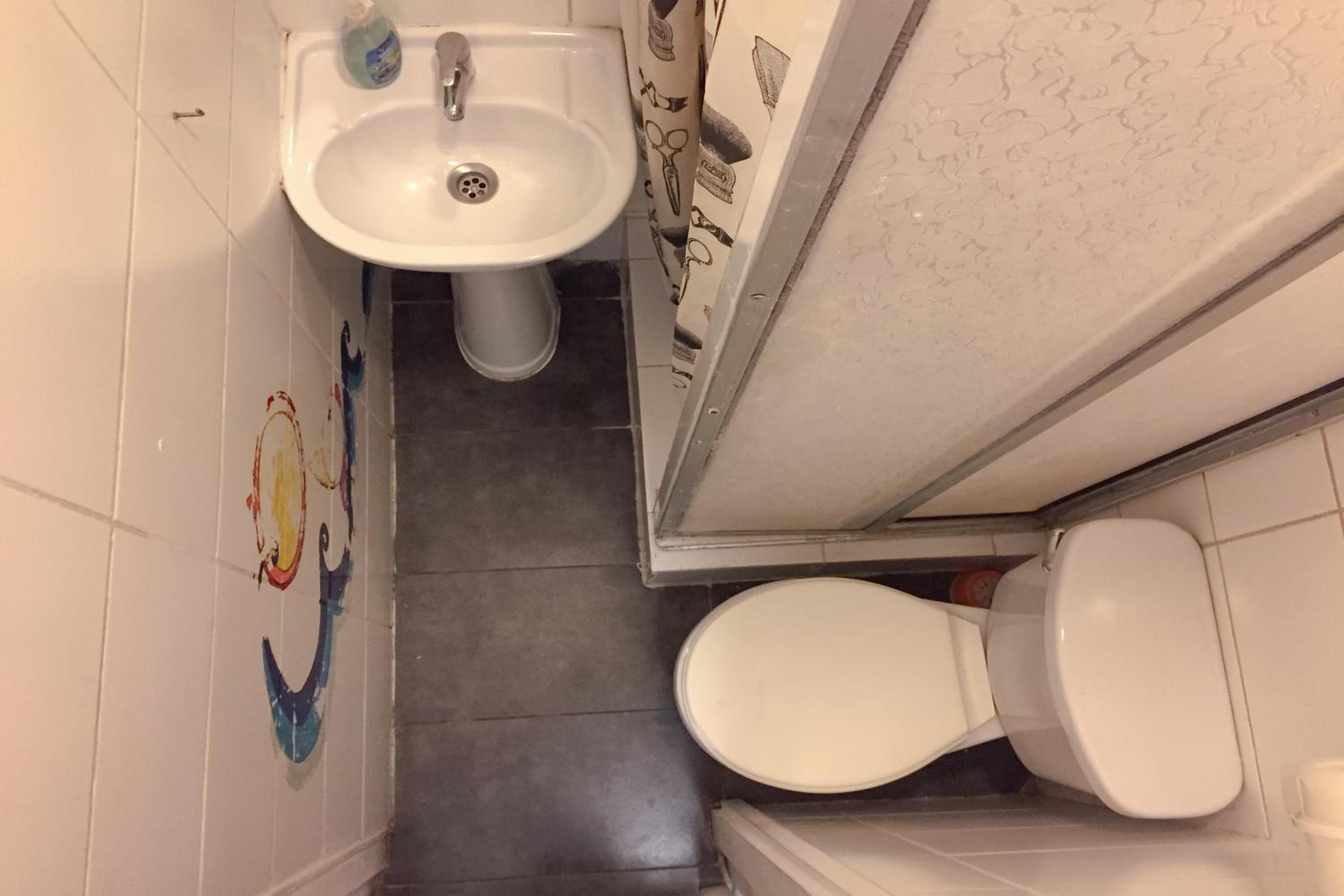 Photo 42