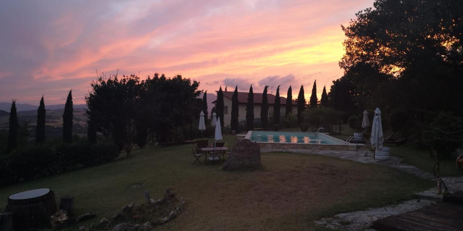 Il Borgo Del Lupo Relax Family Apartments in Tuscany with Restaurant & Swimming Pool
