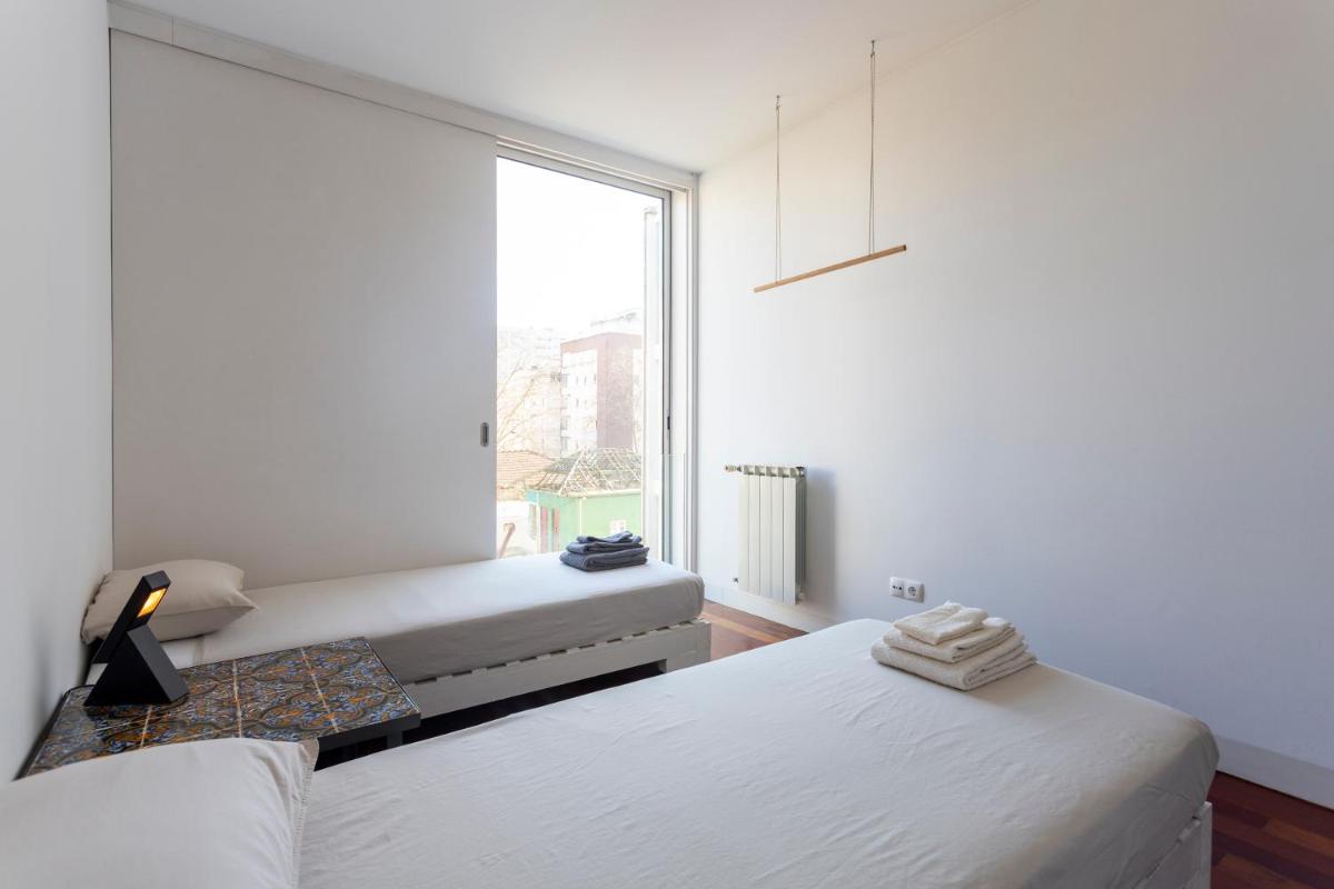 Seaside design apartment. view 3