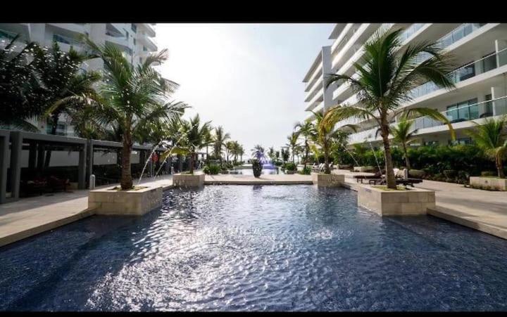 Hermoso apartamento con todas las comodidades acceso directo a la playa ubicado en el edificio Morros Epic