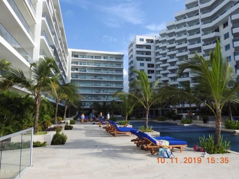 Hermoso apartamento con todas las comodidades acceso directo a la playa ubicado en el edificio Morros Epic