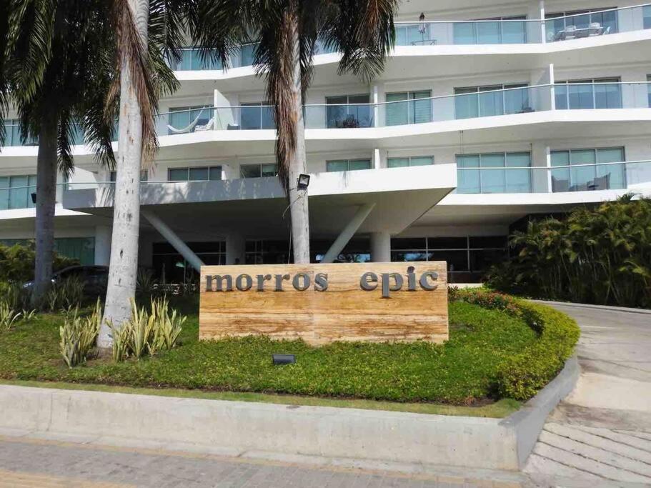 Hermoso apartamento con todas las comodidades acceso directo a la playa ubicado en el edificio Morros Epic