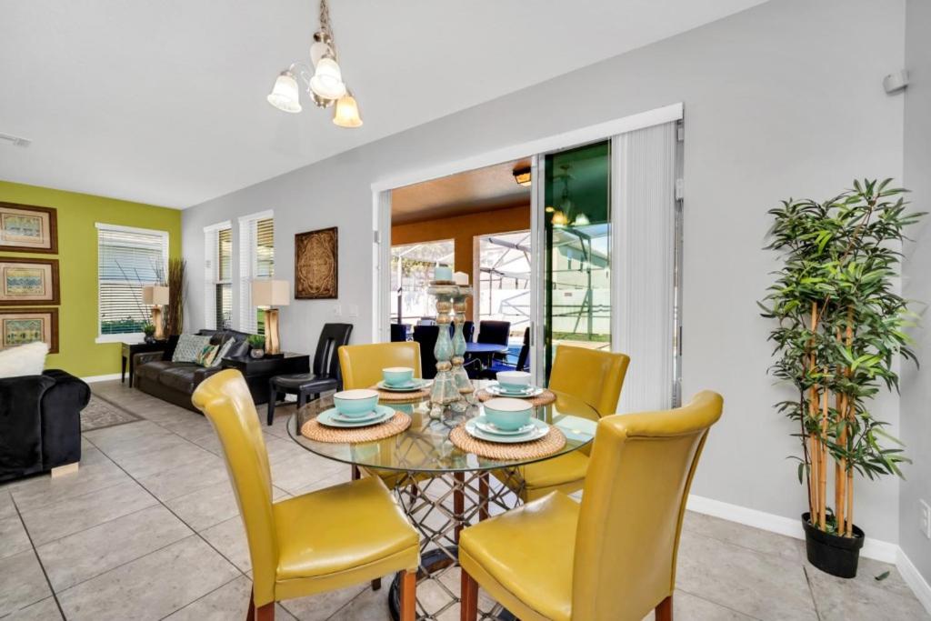 Cozy St Patrick Pool & Spa Home view 4
