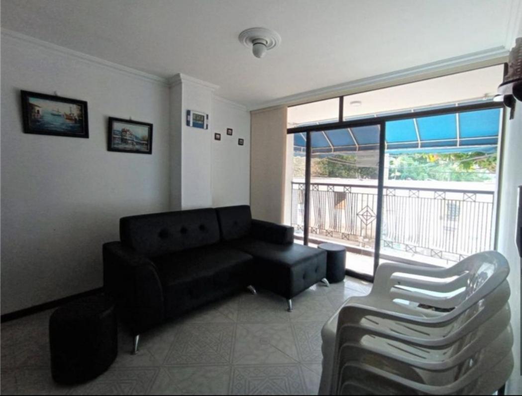 Rodadero - Edificio El Parador, comodo apartamento, edificio frente al mar!