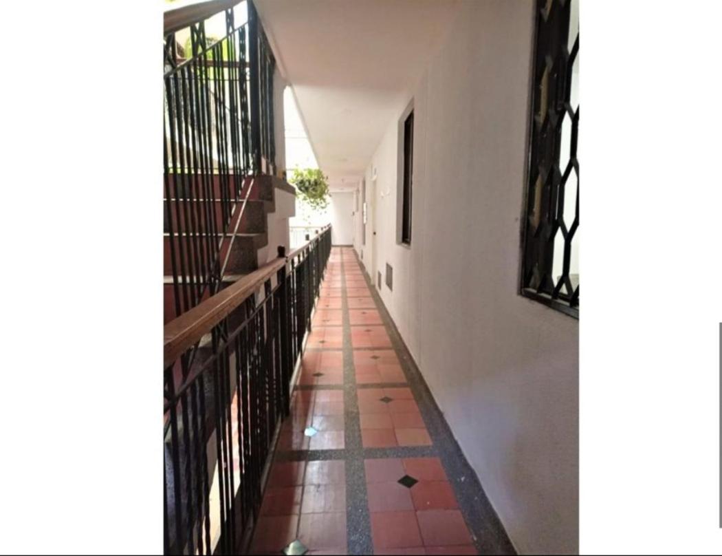 Rodadero - Edificio El Parador, comodo apartamento, edificio frente al mar!