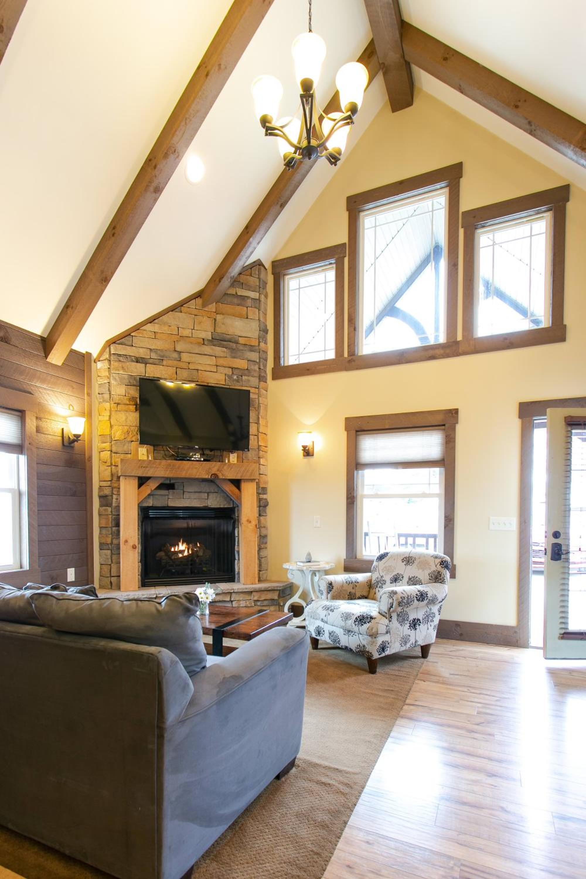 Country Bliss Cottage by Amish Country Lodging in Berlin, US