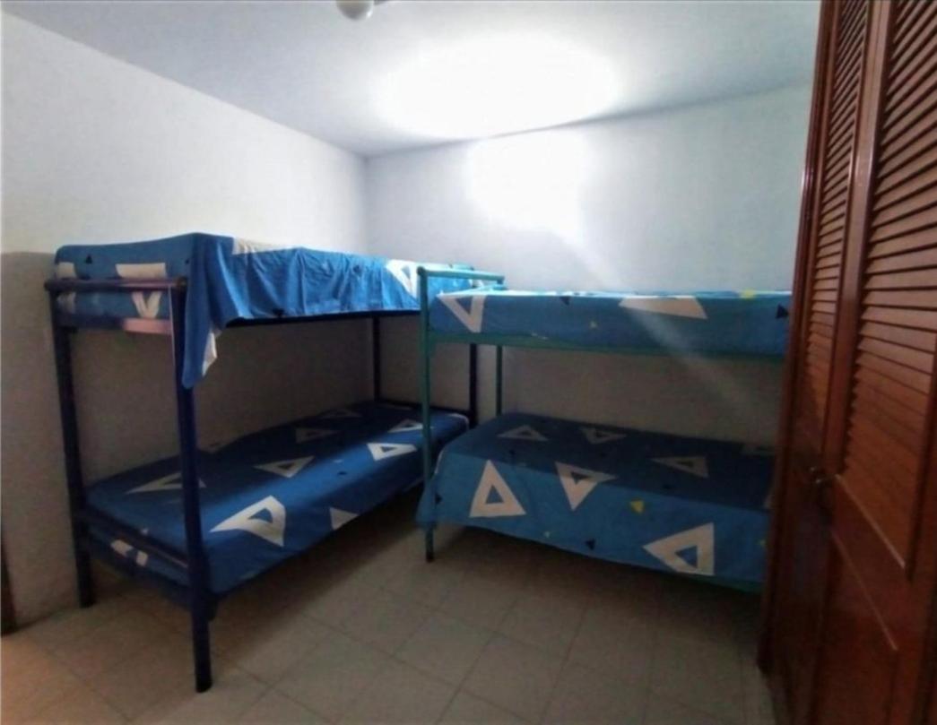 Rodadero - Edificio El Parador, comodo apartamento, edificio frente al mar!