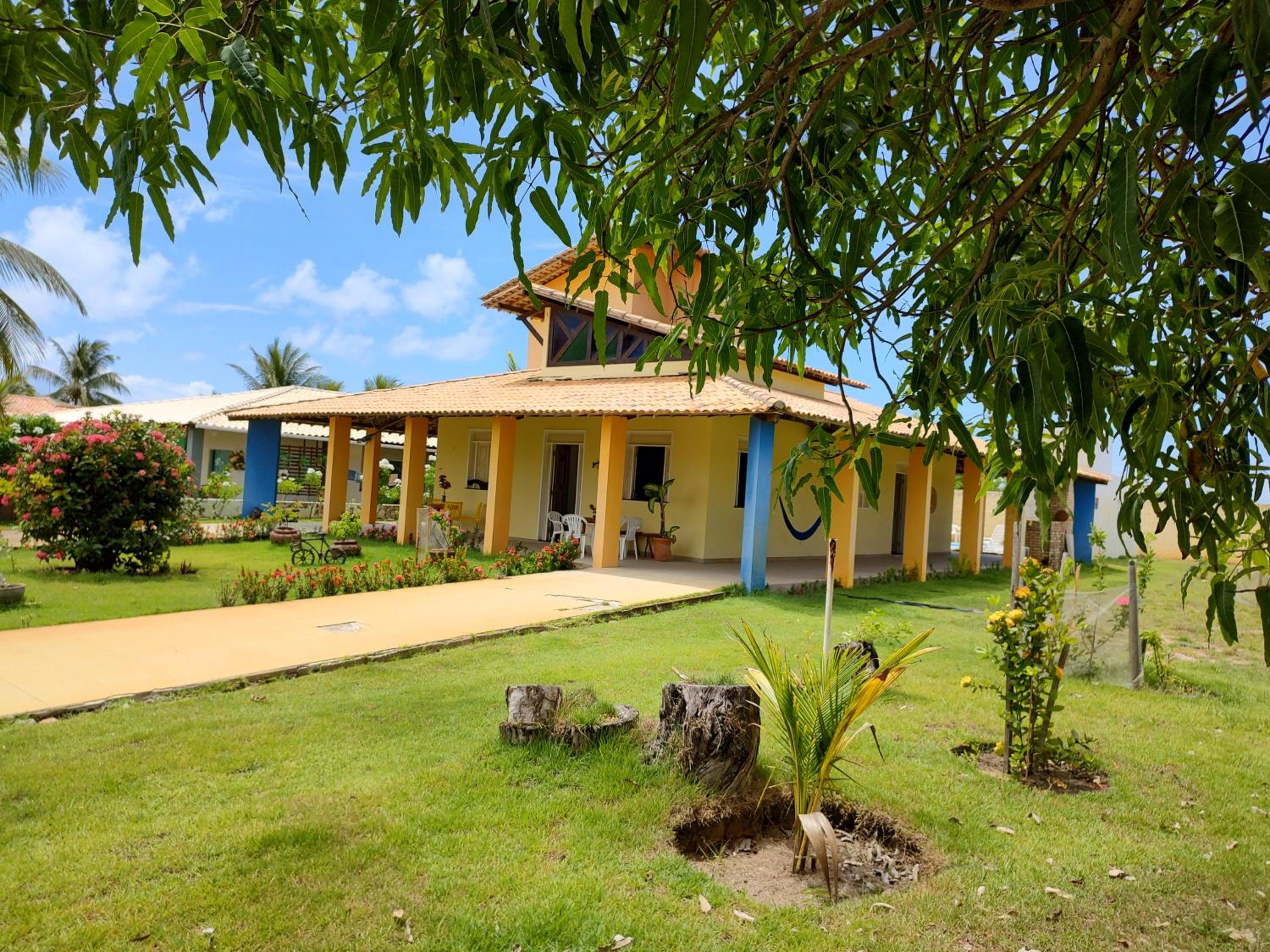 Casa de praia condomínio fechado, frente para o mar