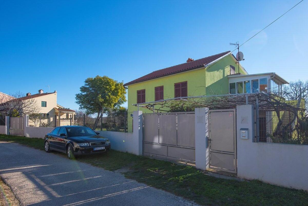 Apartment Mario view 5