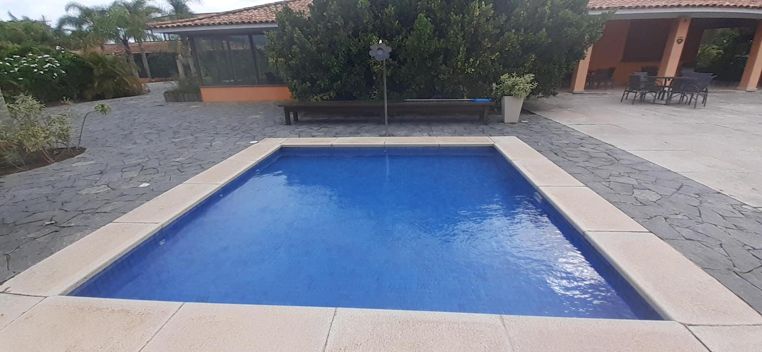 Casa praiana em condominio com lazer