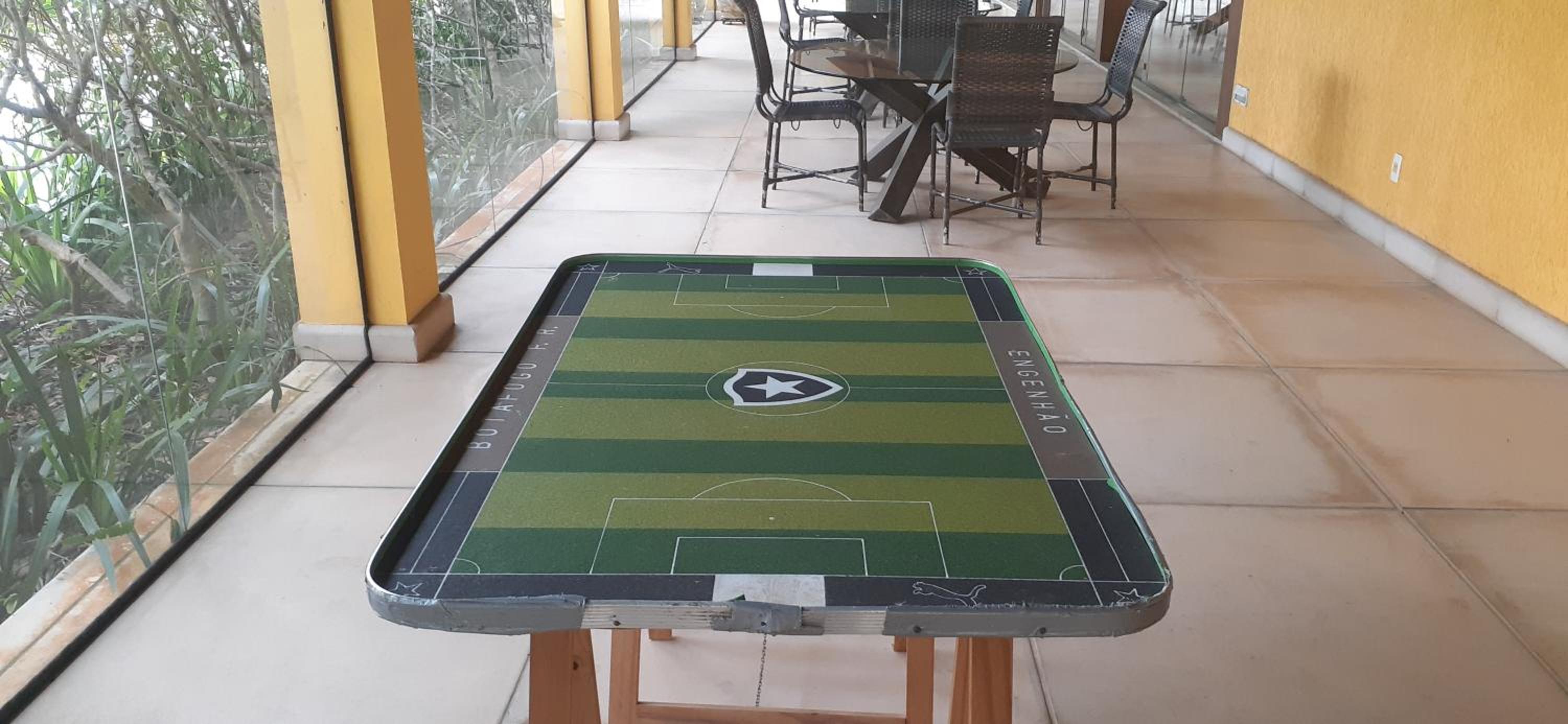 Casa praiana em condominio com lazer