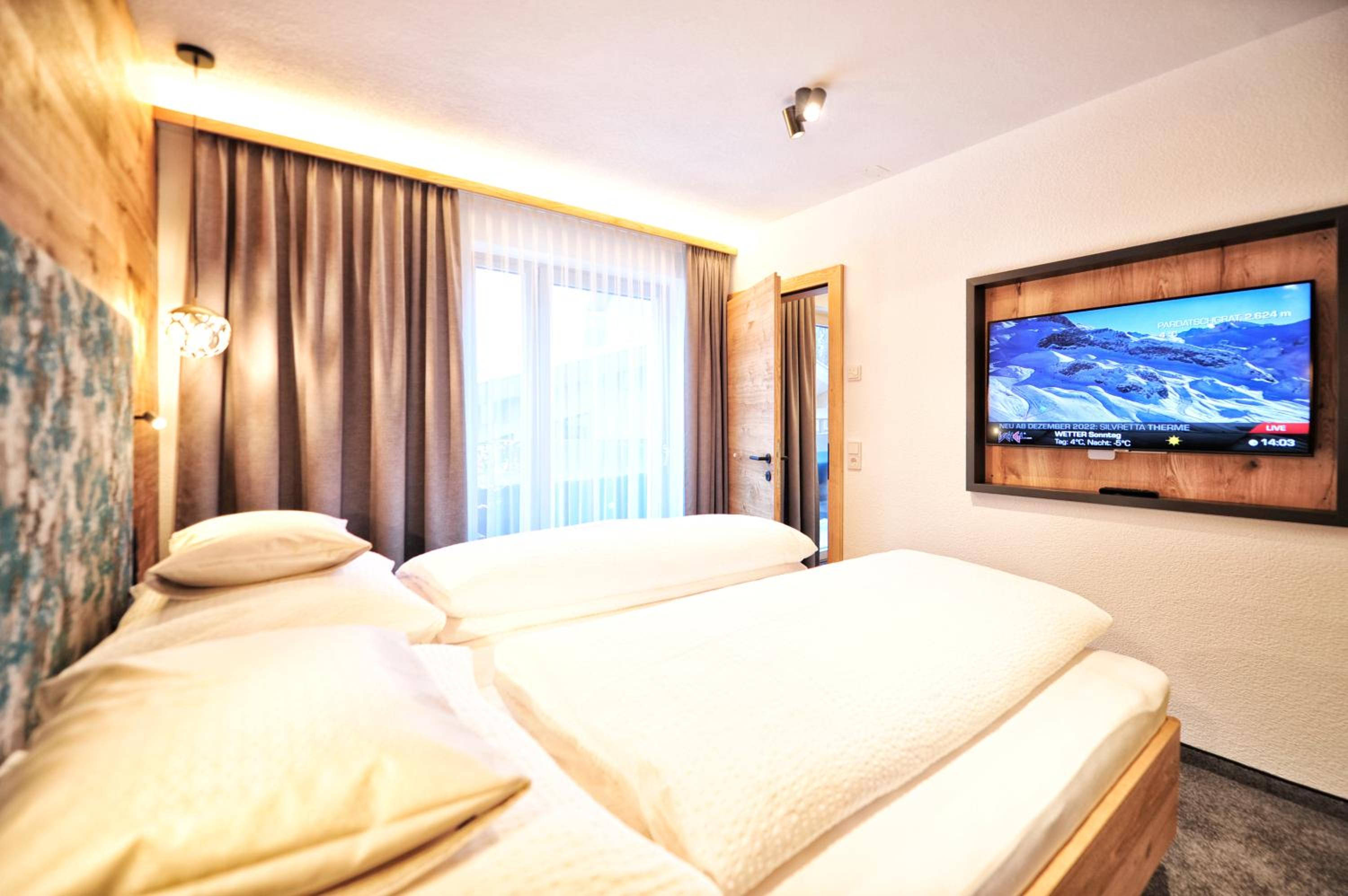 Photo 35
