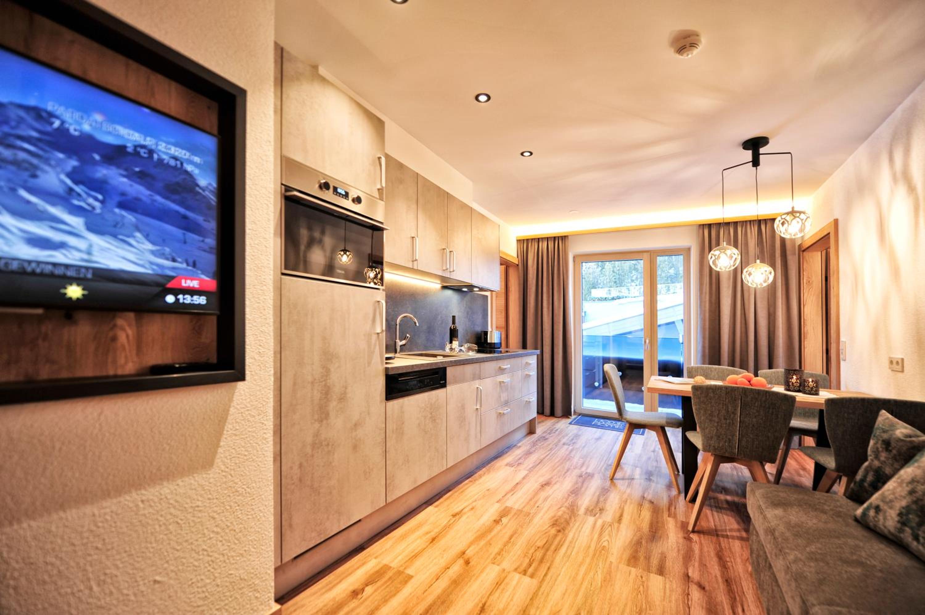 A4 AlmA Alpin Appartments view 3