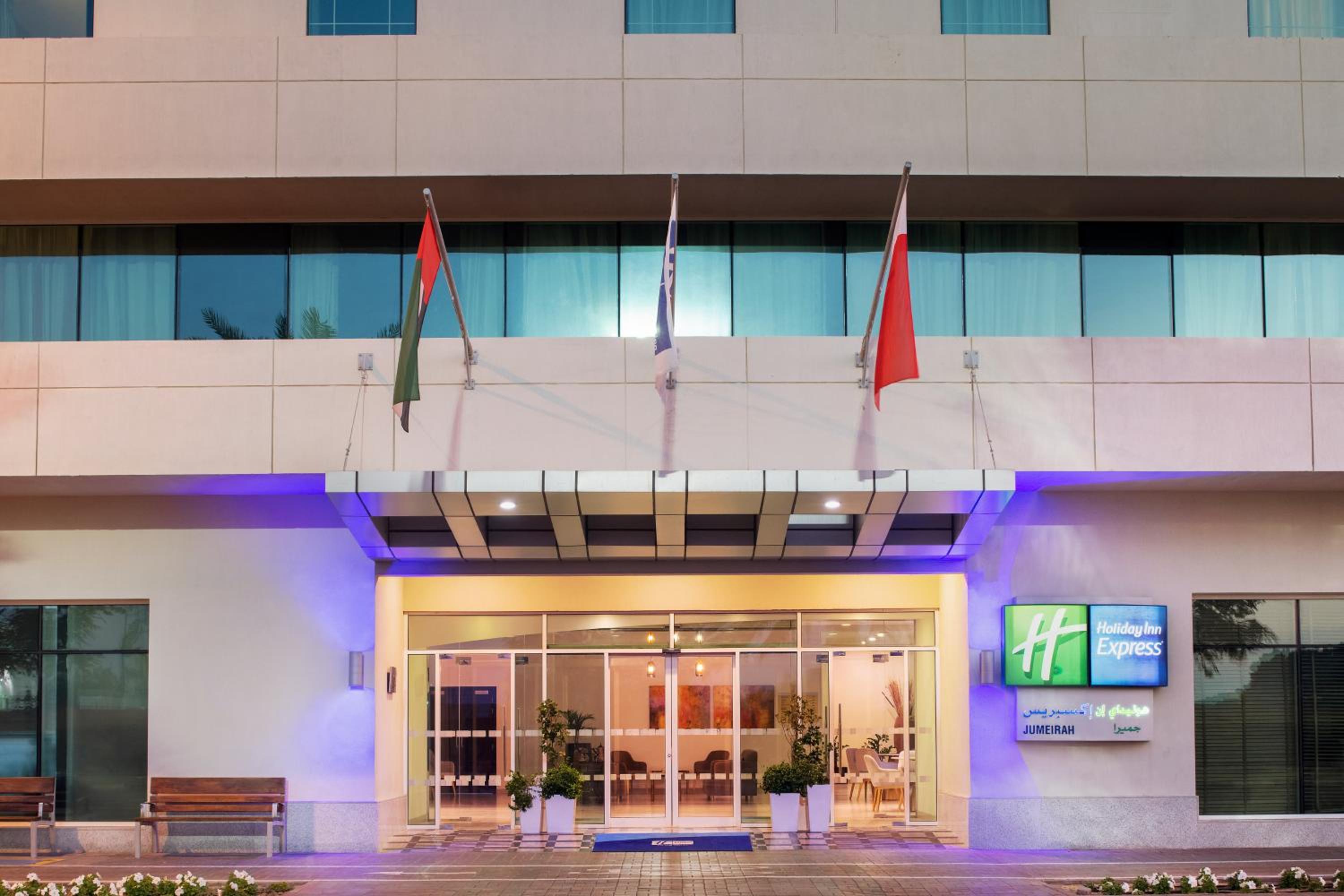 Hotel Holiday Inn Express Dubai, Jumeirah, an IHG Hotel - Image 1