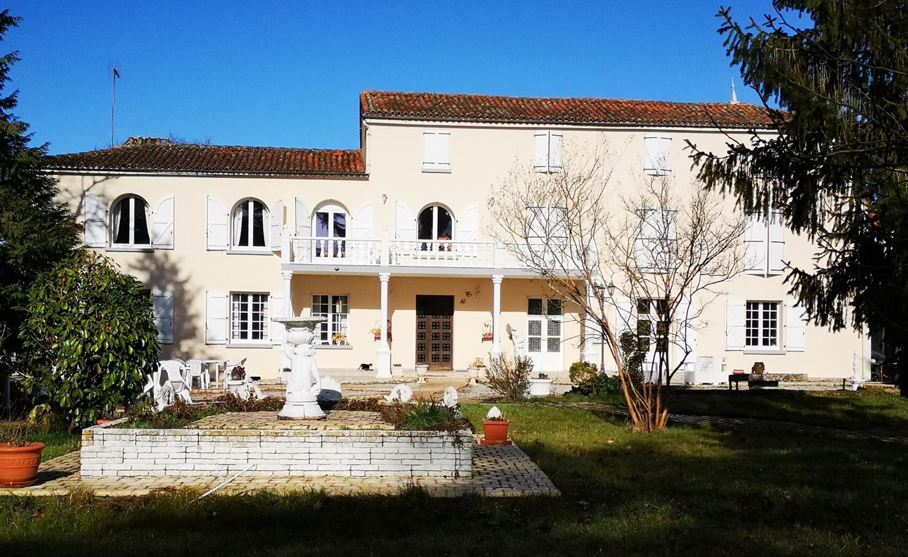 Le Clos des Cèdres b&b