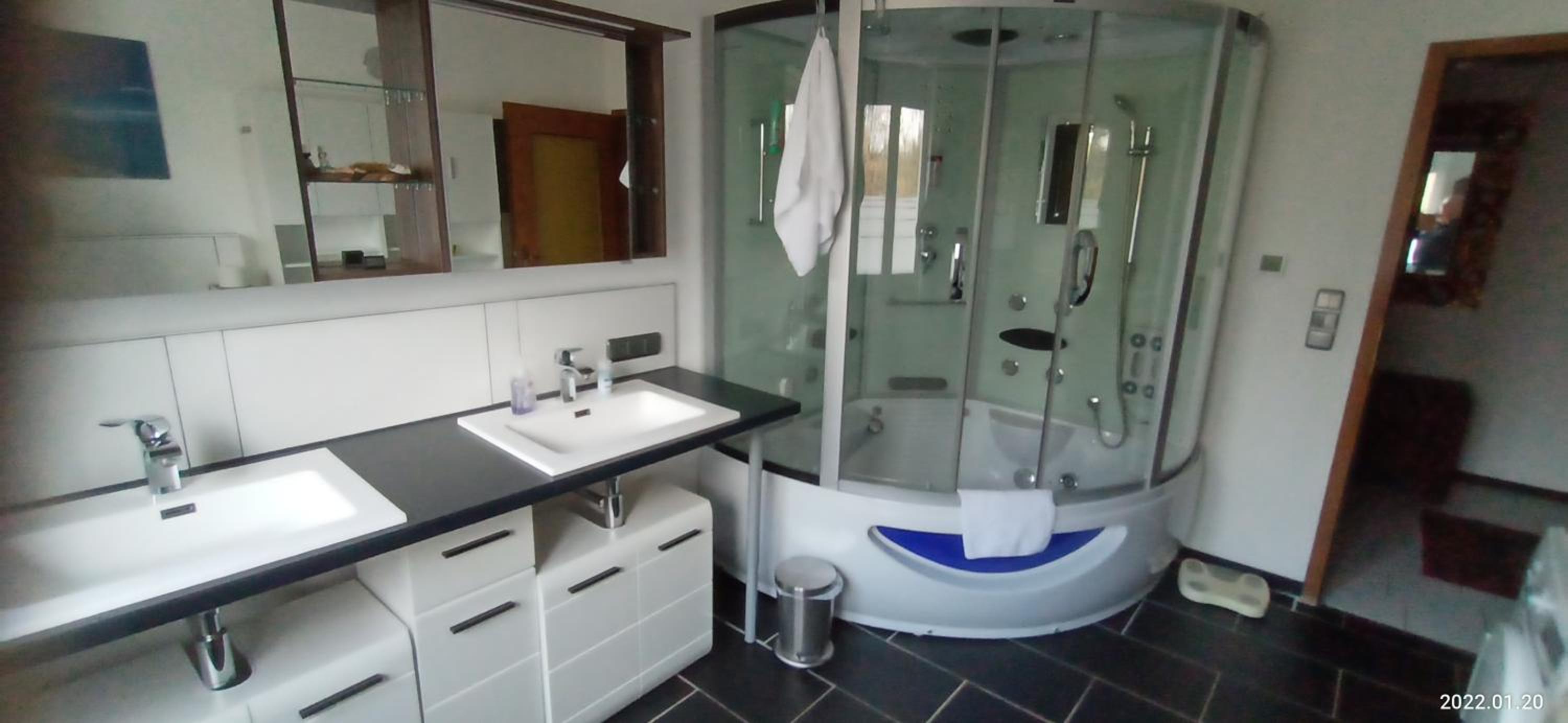 Apartment O2 - Gehobene 4-Zimmer Wohnung 145qm fur 1-6 Personen 2x DZ 1x ZZ - Property Image 9