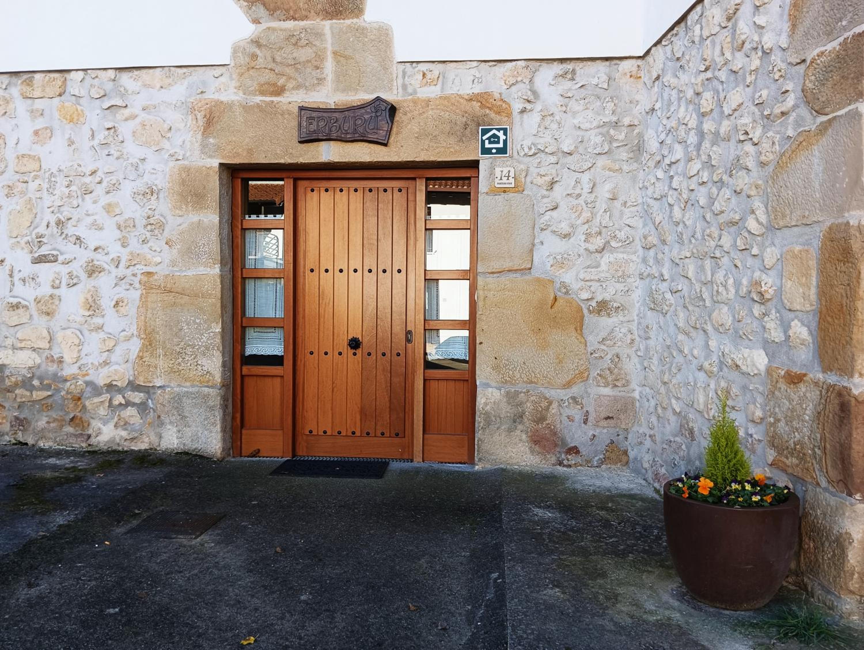 Photo 15