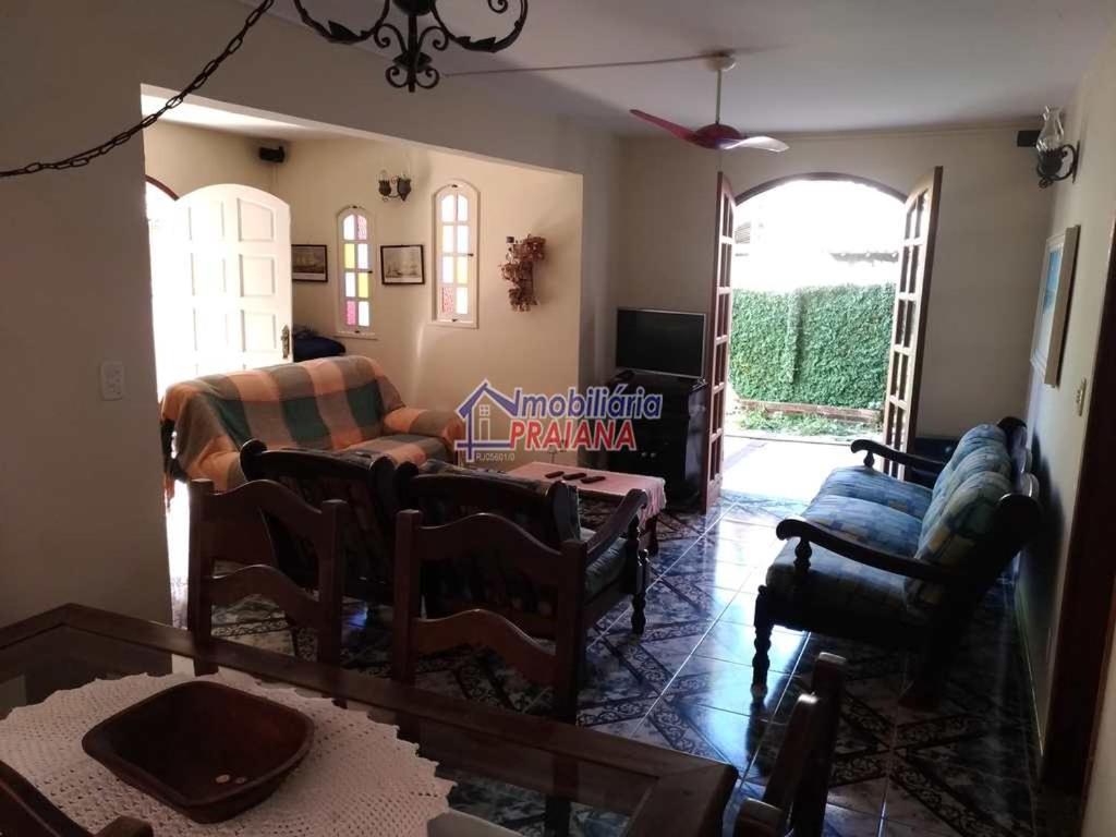 Casa ampla entre o Centro e Praia dos Anjos, Arraial do Cabo - T34