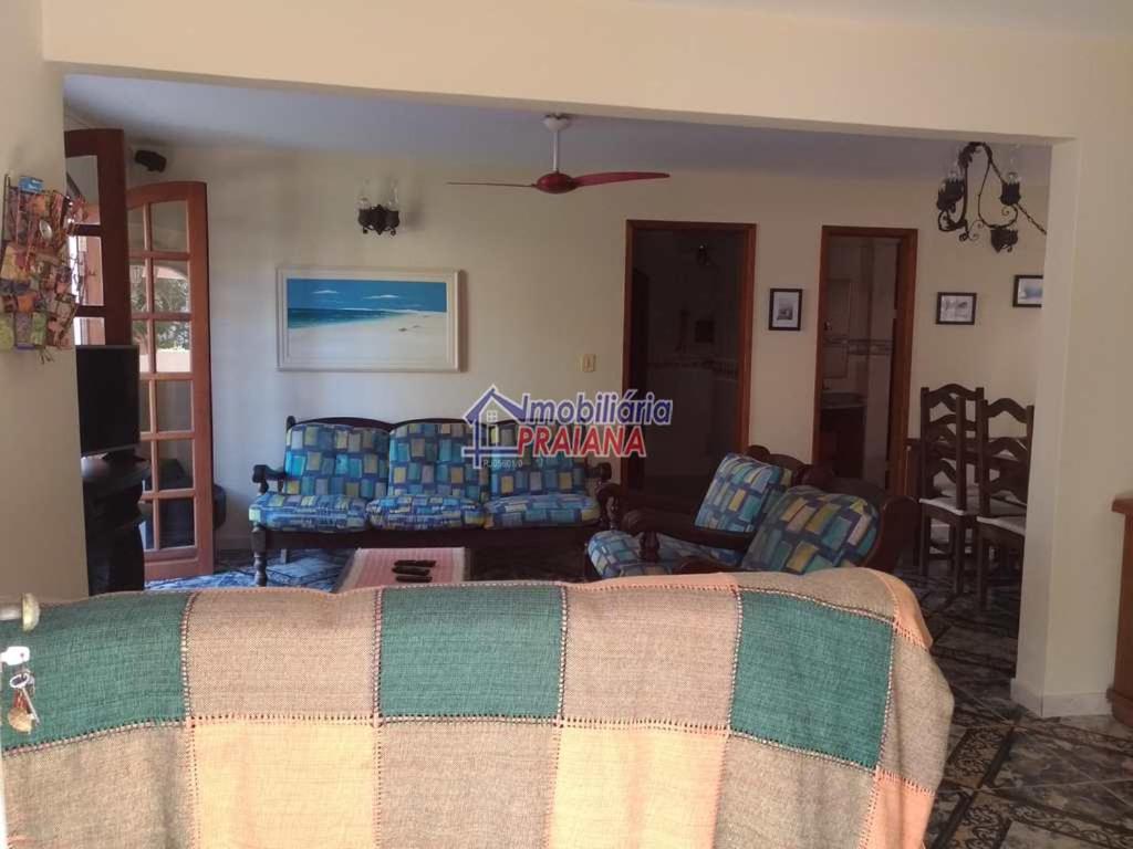 Casa ampla entre o Centro e Praia dos Anjos, Arraial do Cabo - T34