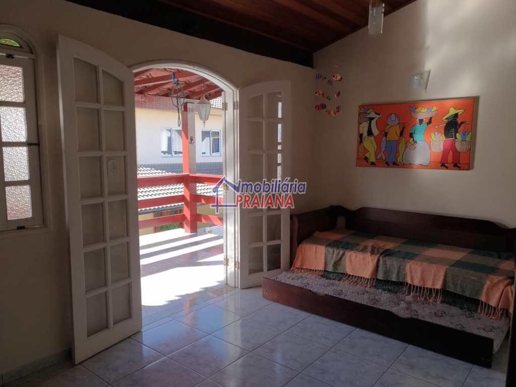 Casa ampla entre o Centro e Praia dos Anjos, Arraial do Cabo - T34