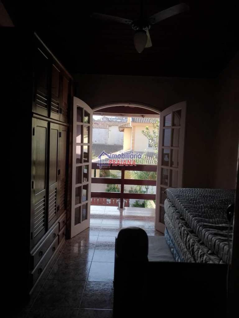Casa ampla entre o Centro e Praia dos Anjos, Arraial do Cabo - T34