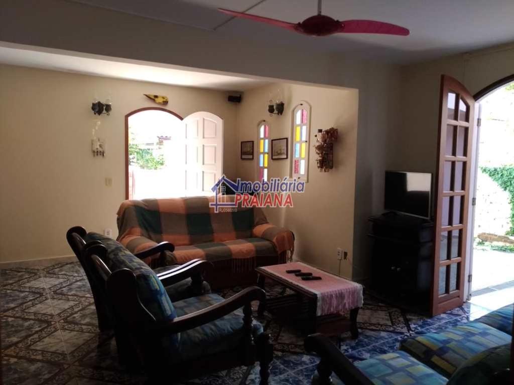 Casa ampla entre o Centro e Praia dos Anjos, Arraial do Cabo - T34