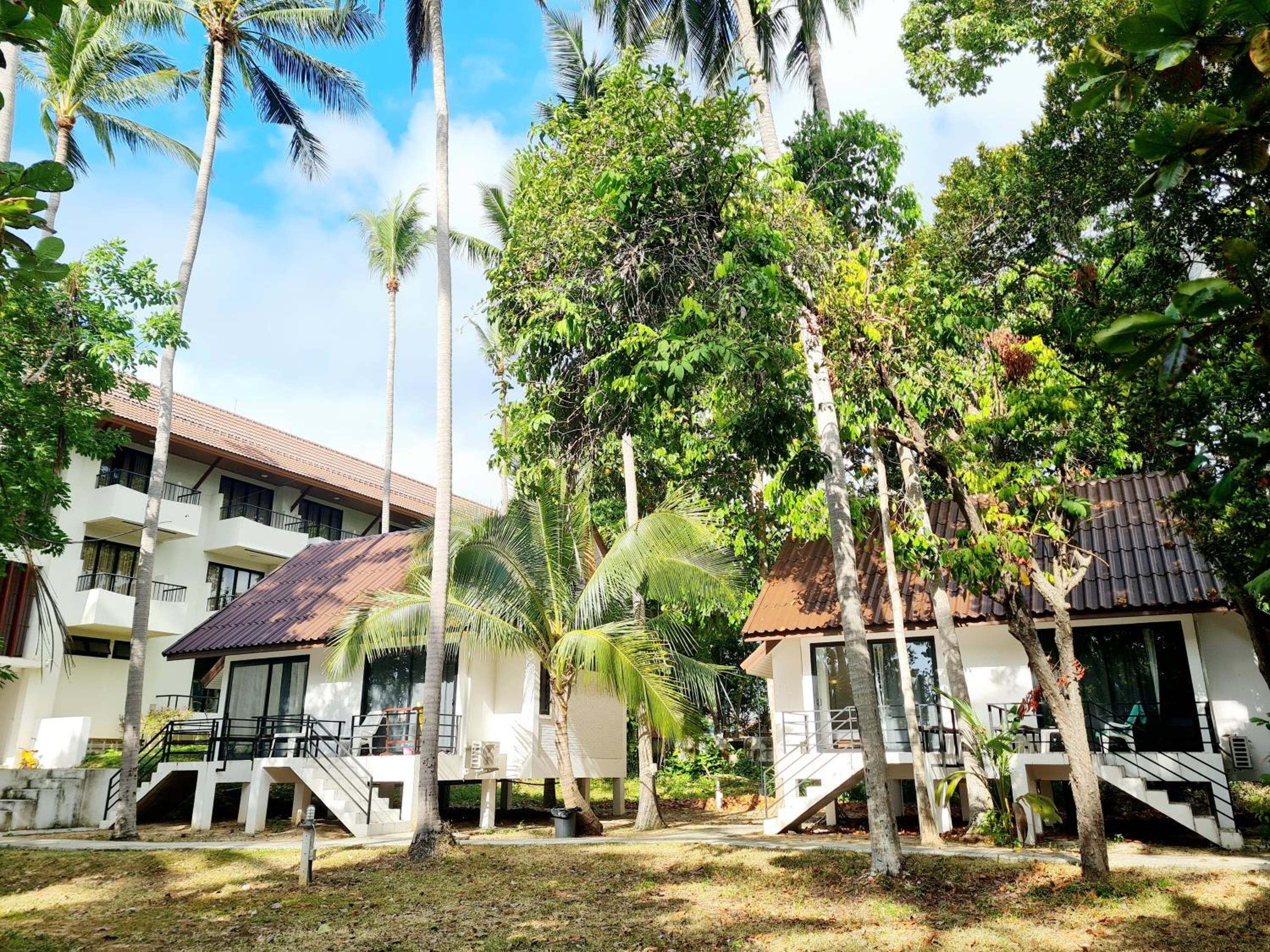 ASTROCOCO beach resort by Coconut Beach