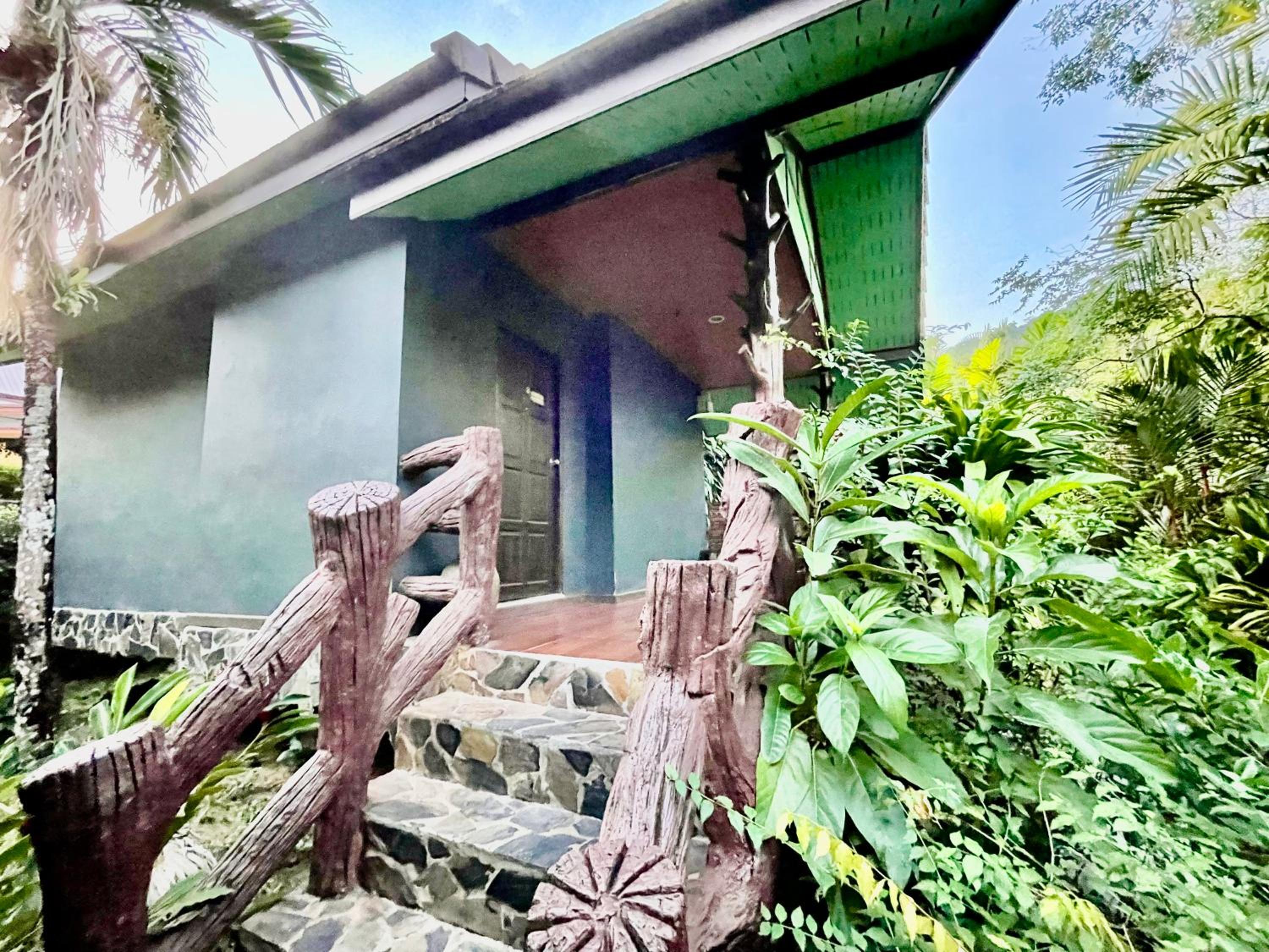 Khao Sok Green Valley Resort - SHA Certified
