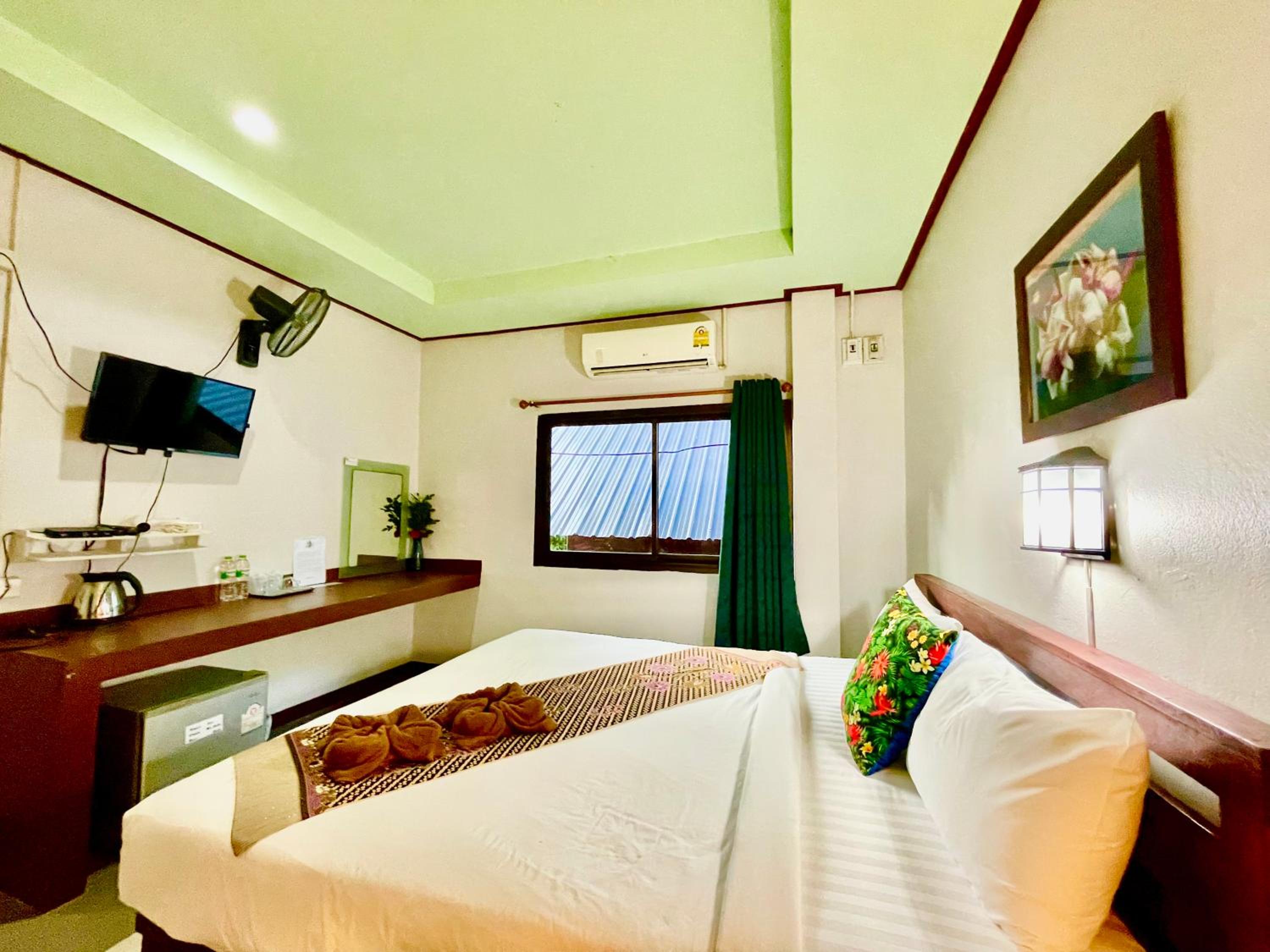 Khao Sok Green Valley Resort - SHA Certified